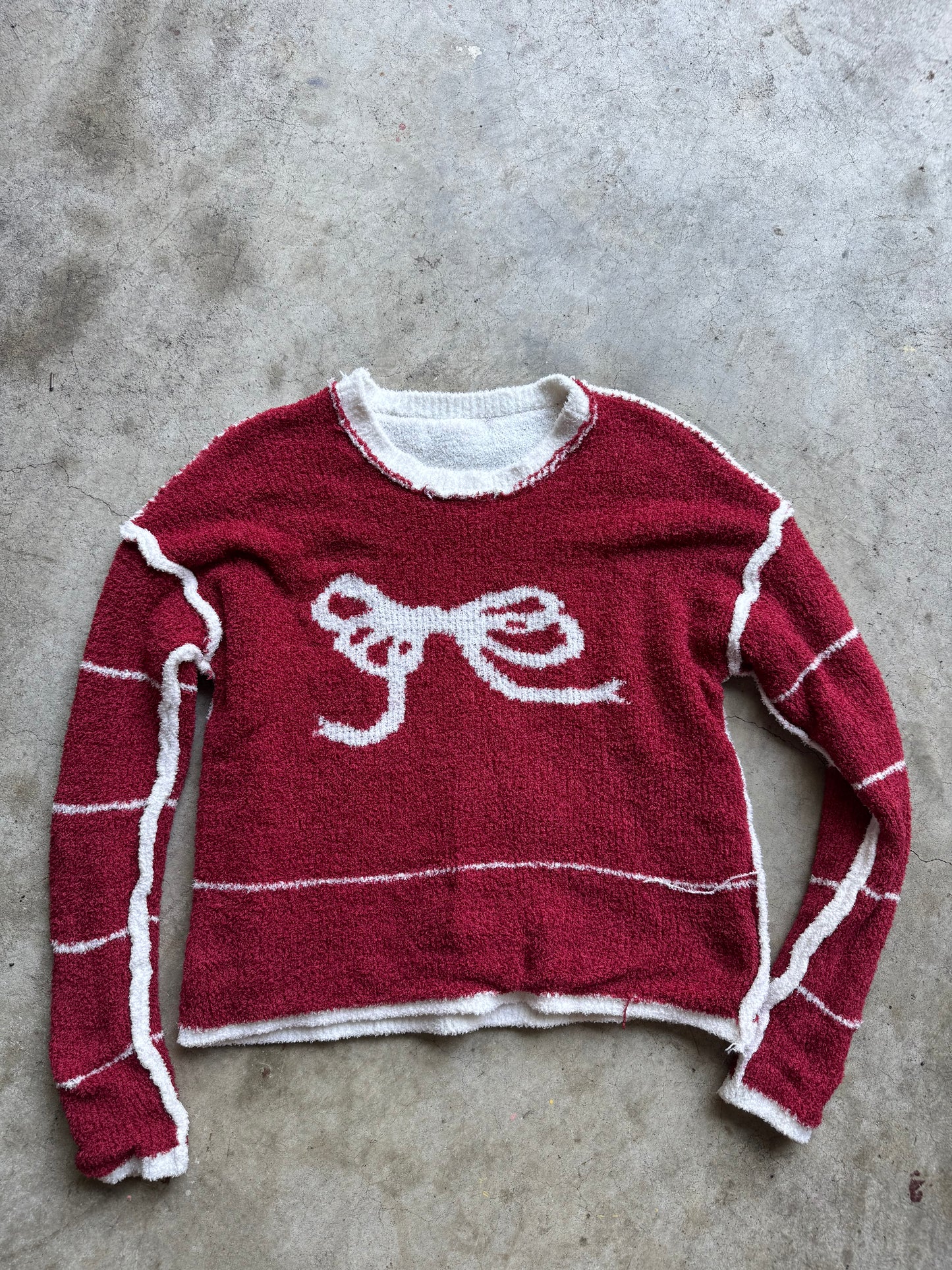 Bow revisable sweater