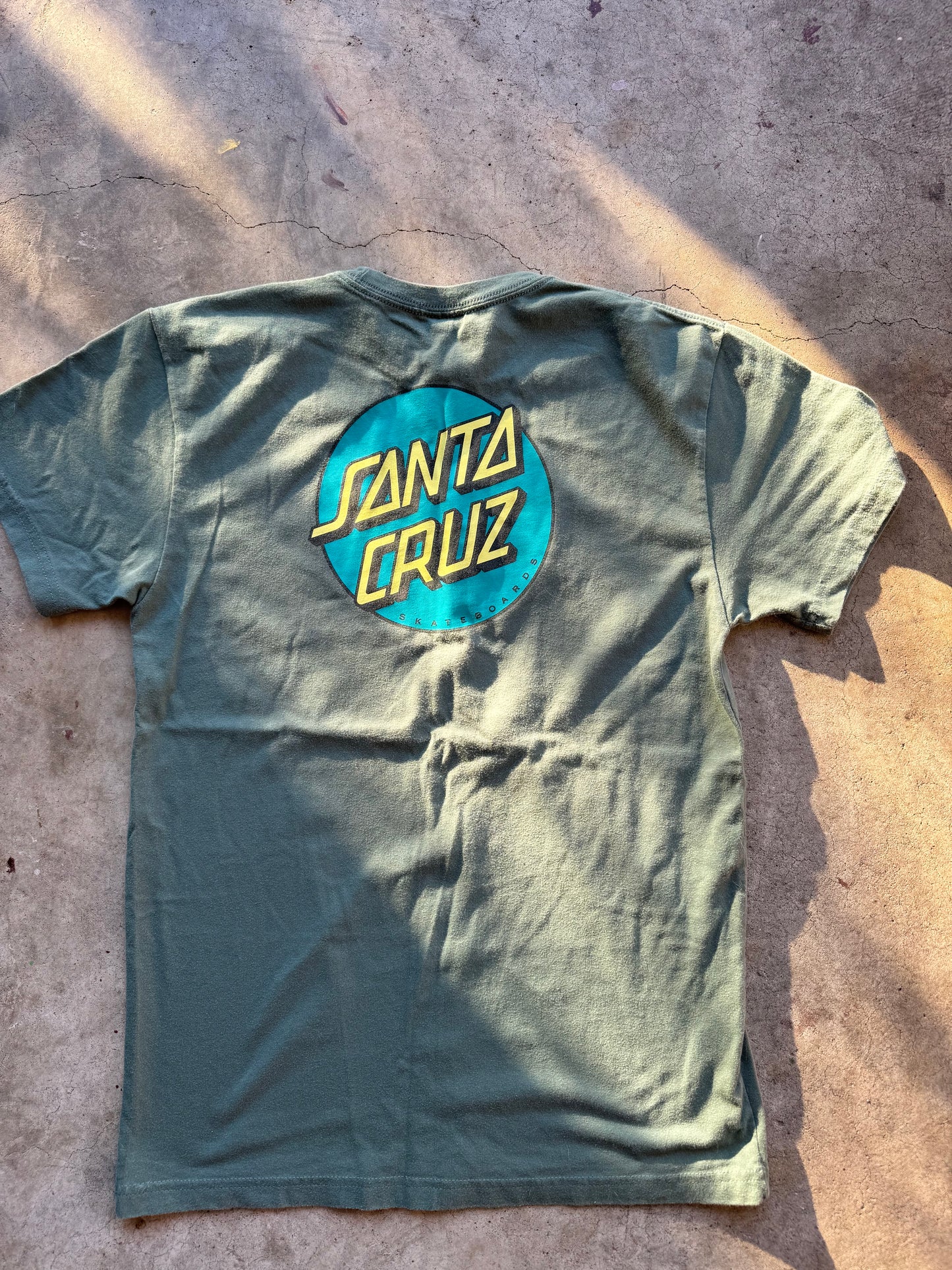 Santa Cruz tee