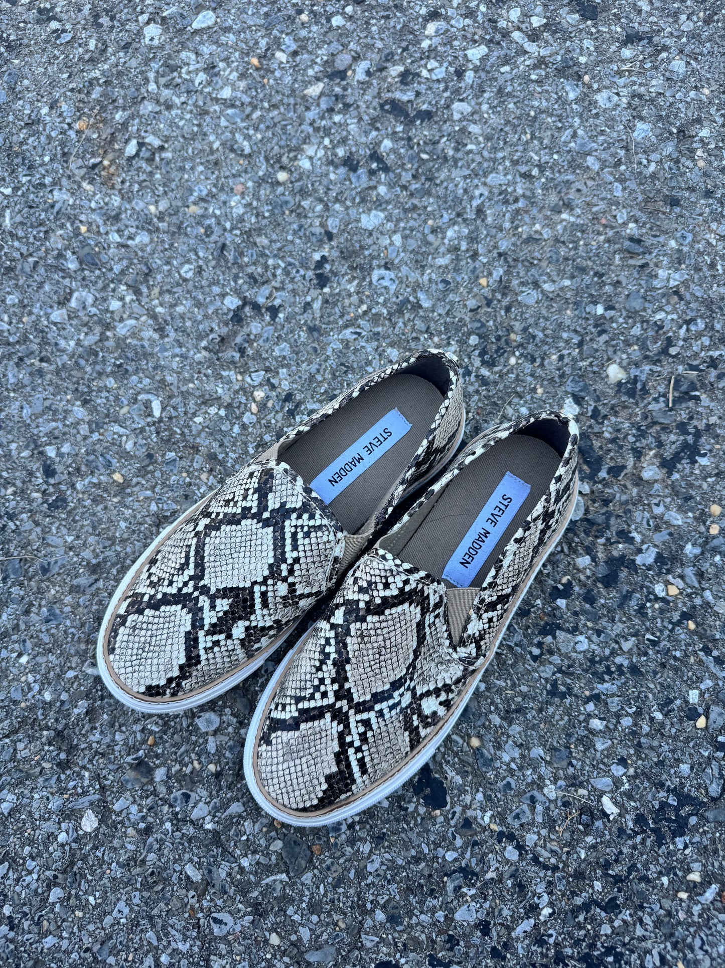 Steven madden slip ons