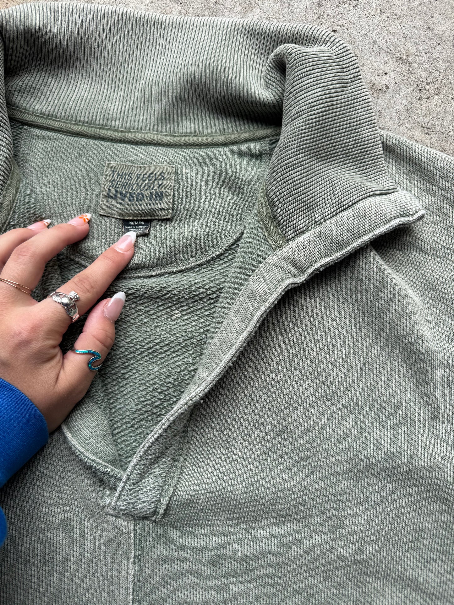 AE sweater