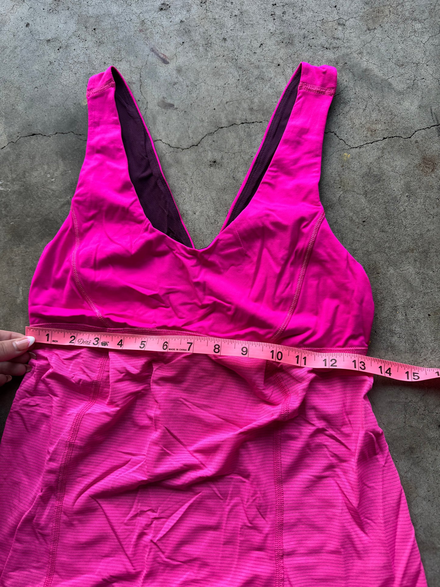 Lululemon tank