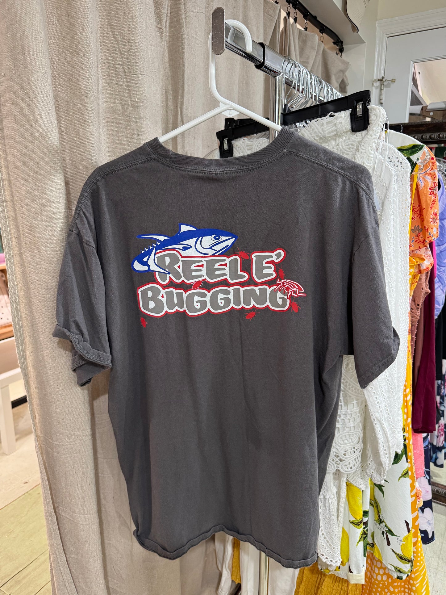 Reel n bugging tee