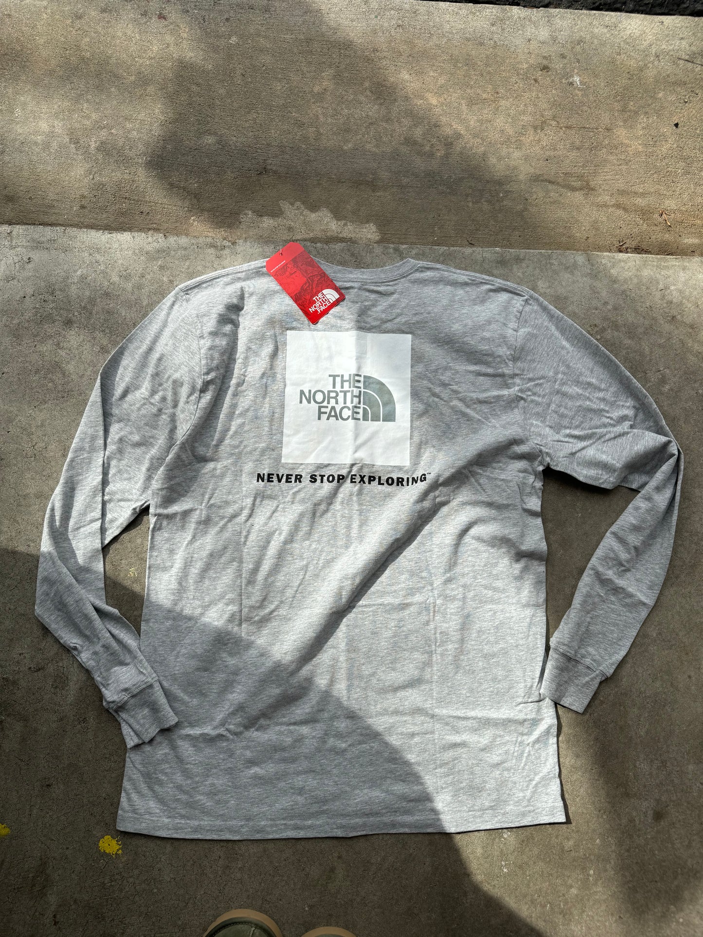 Long sleeve North Face NWT