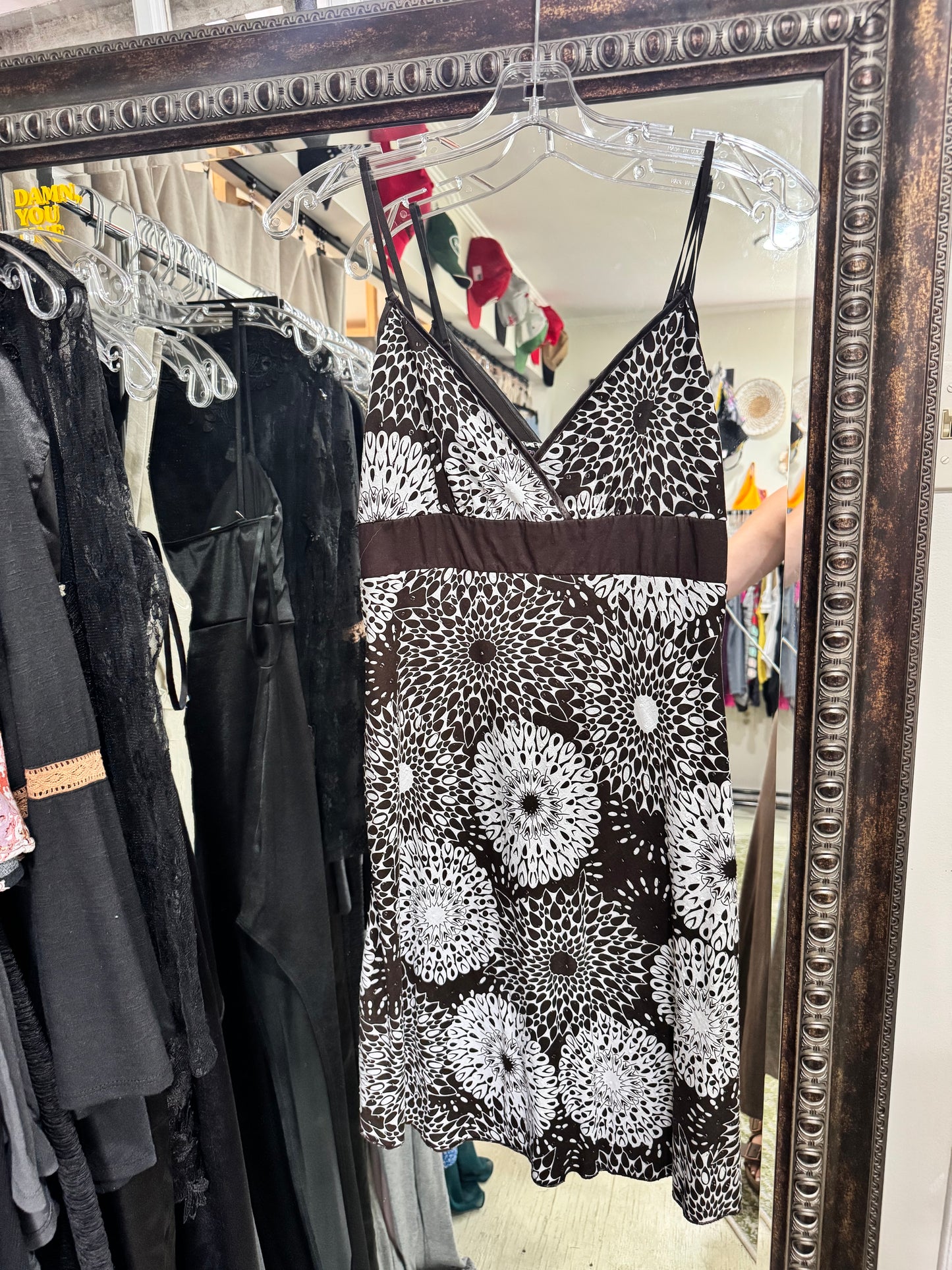 Vtg Brown dress