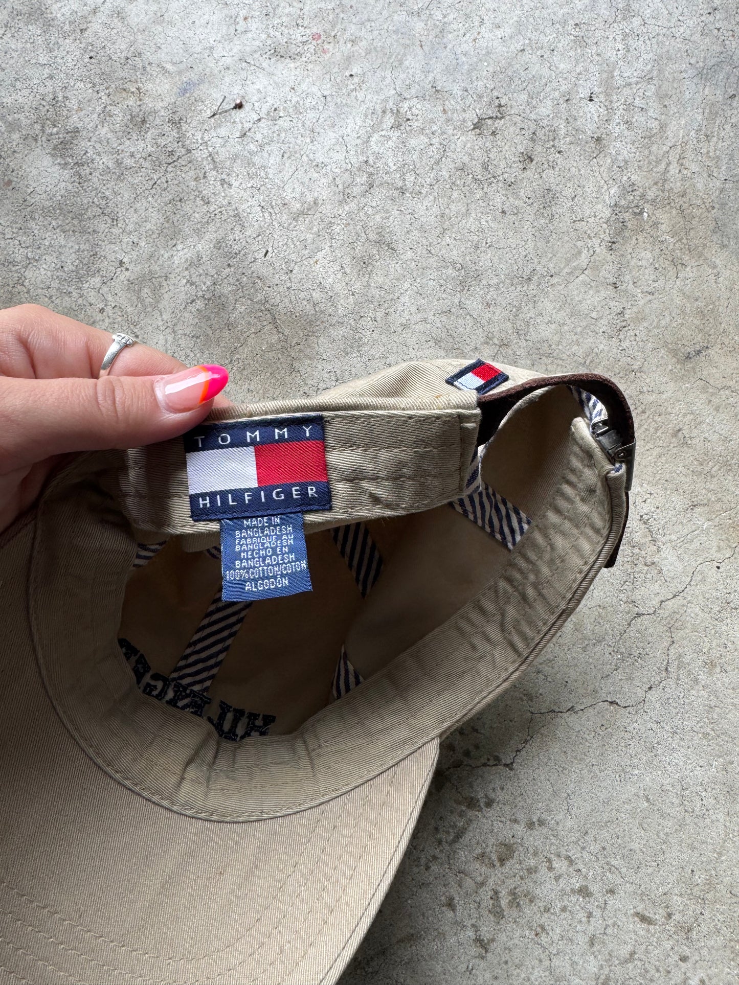 Vtg Tommy Hilfiger hat