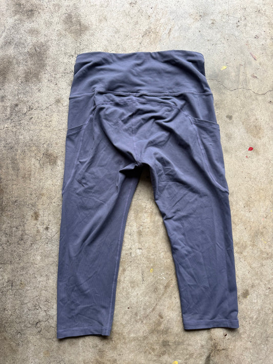 Lululemon cropped leggings