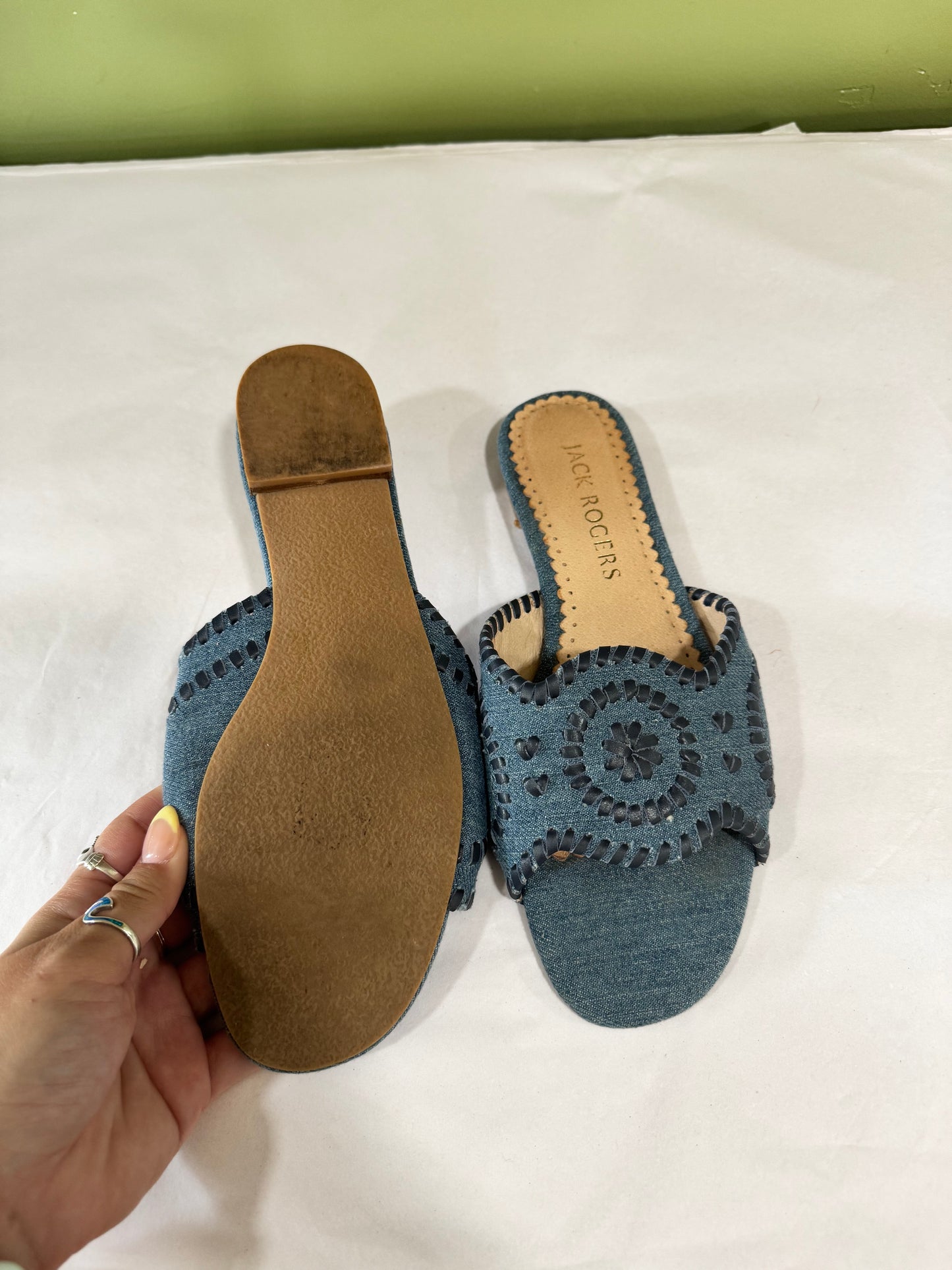 Slip ons