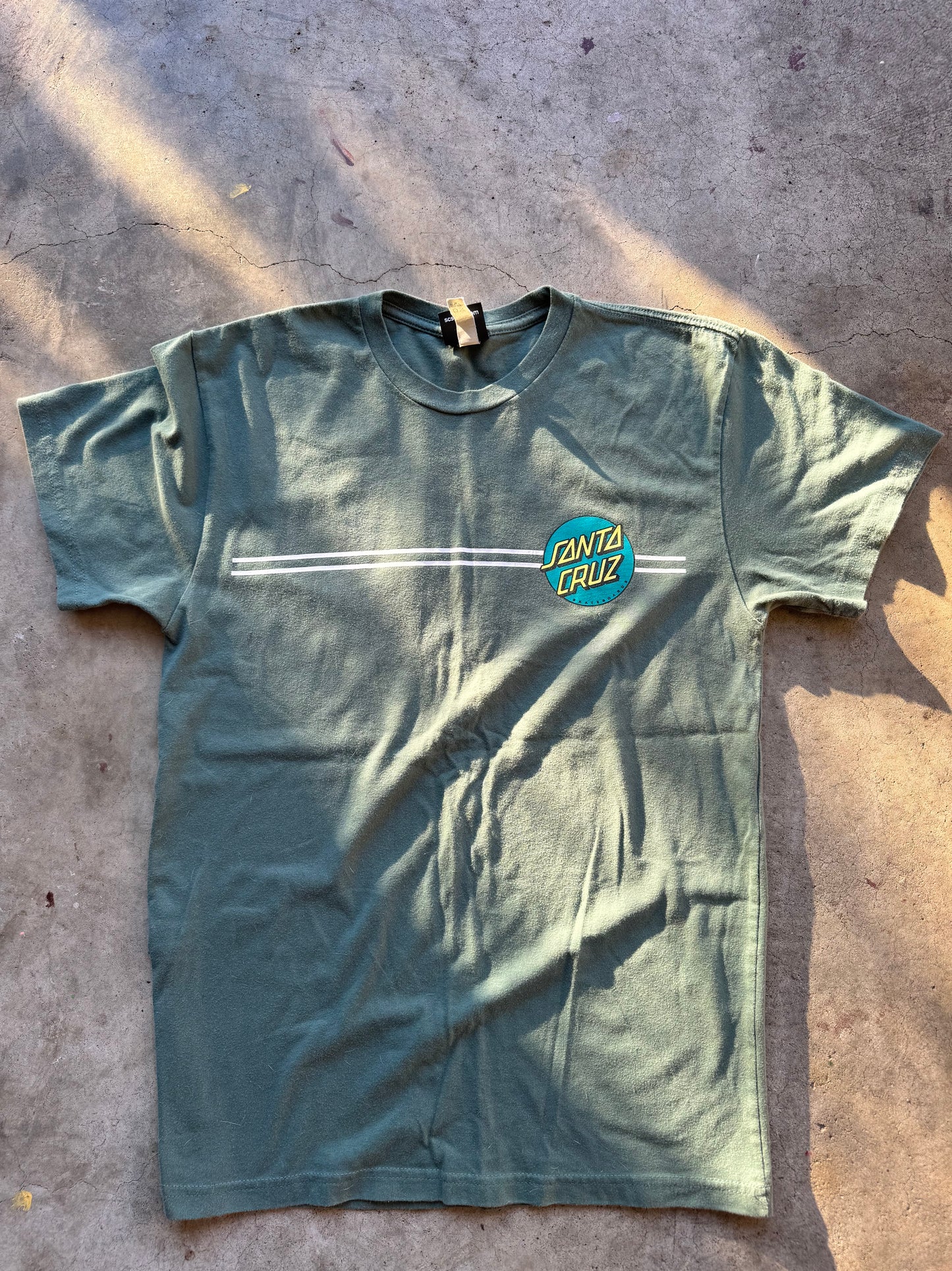Santa Cruz tee