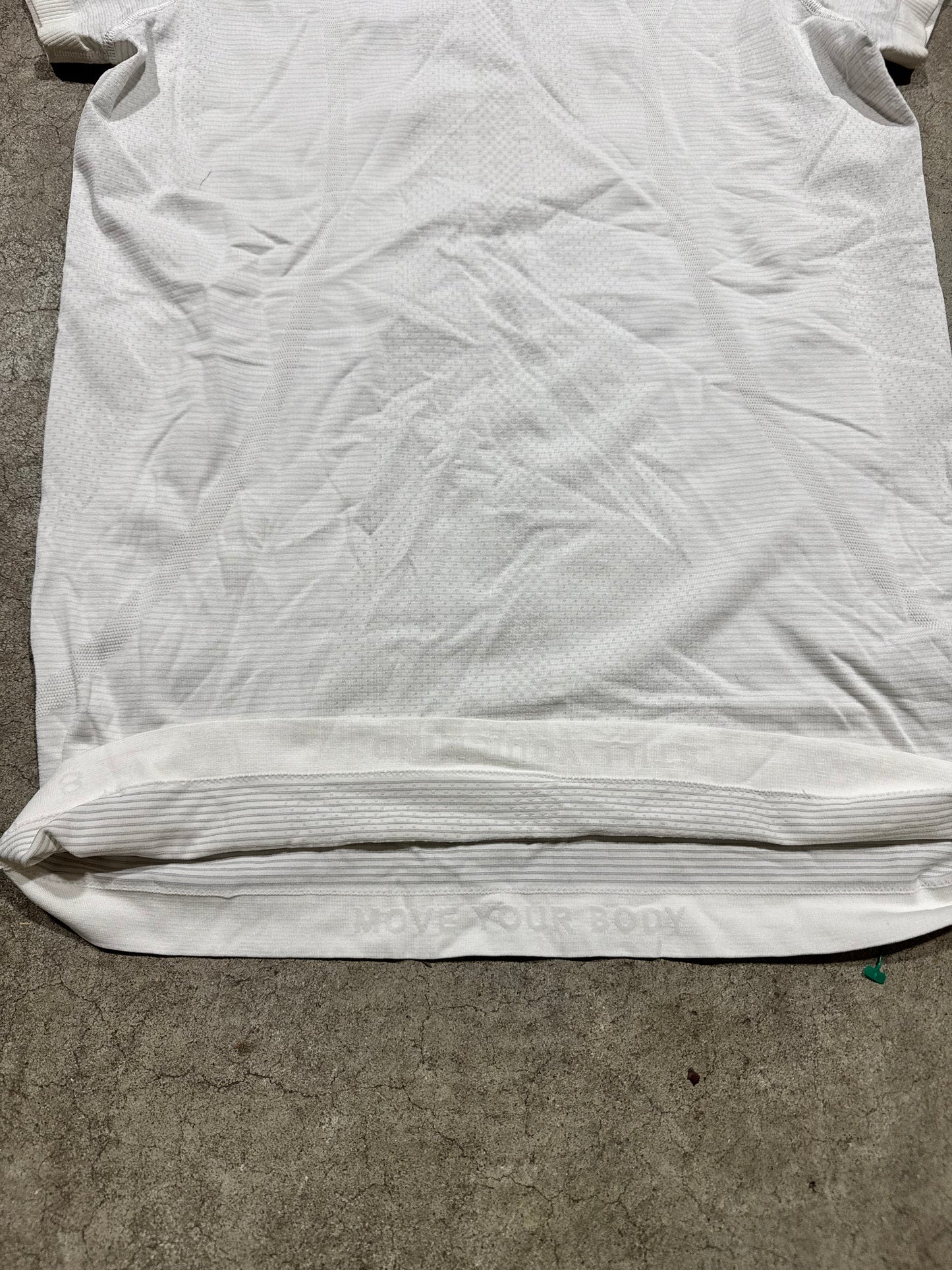 Lululemon workout tee