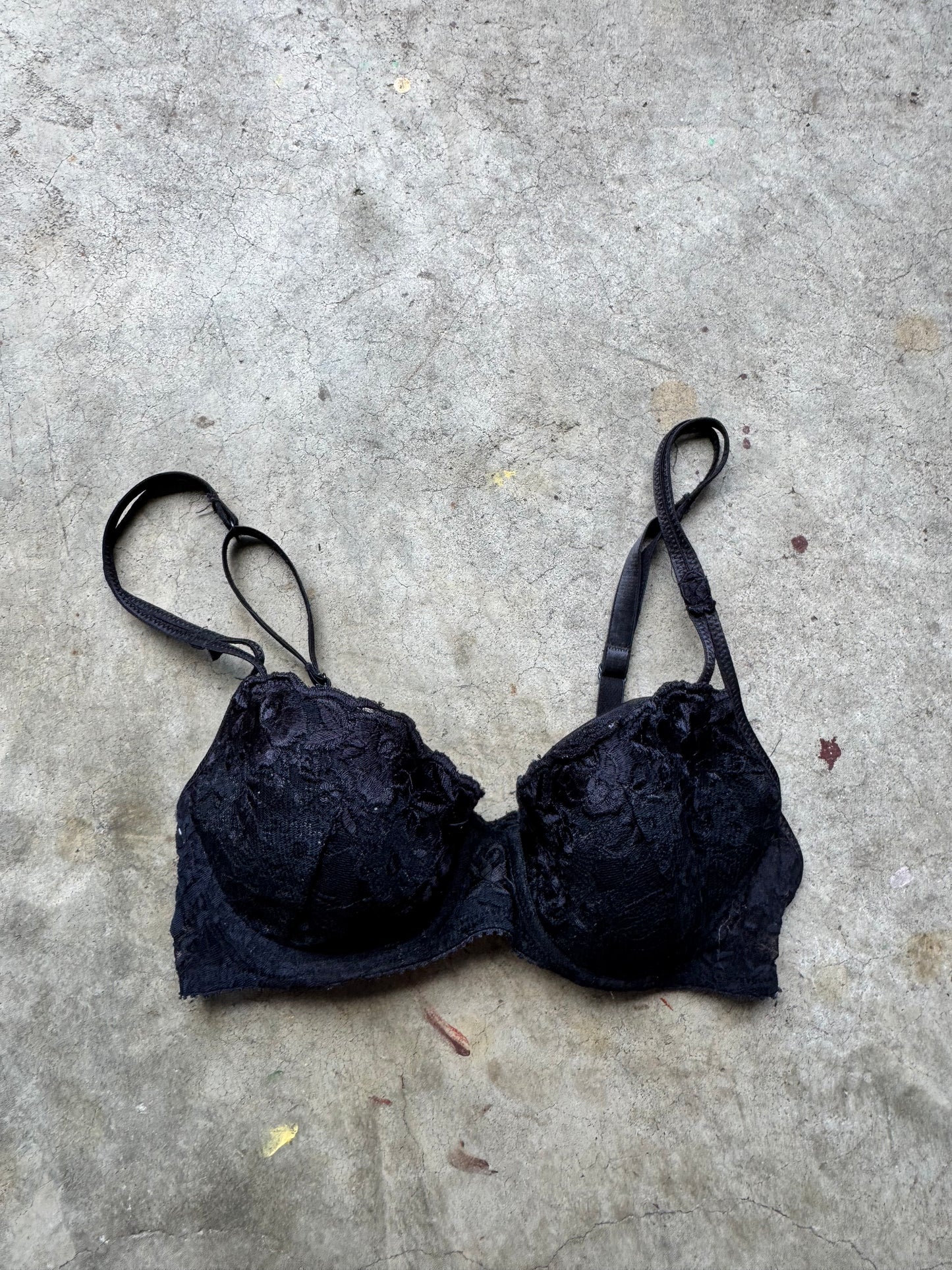 Black lace bra