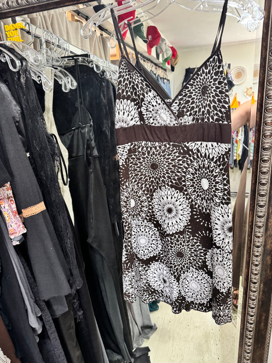 Vtg Brown dress