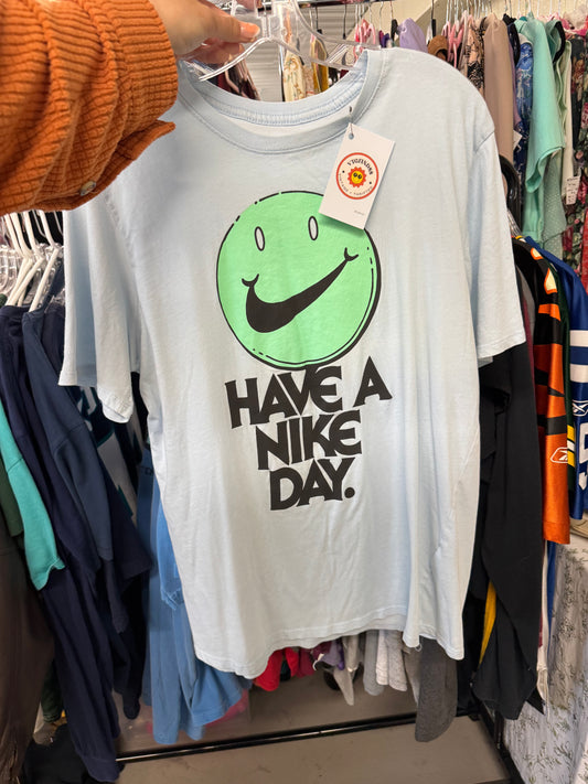 Nike tee