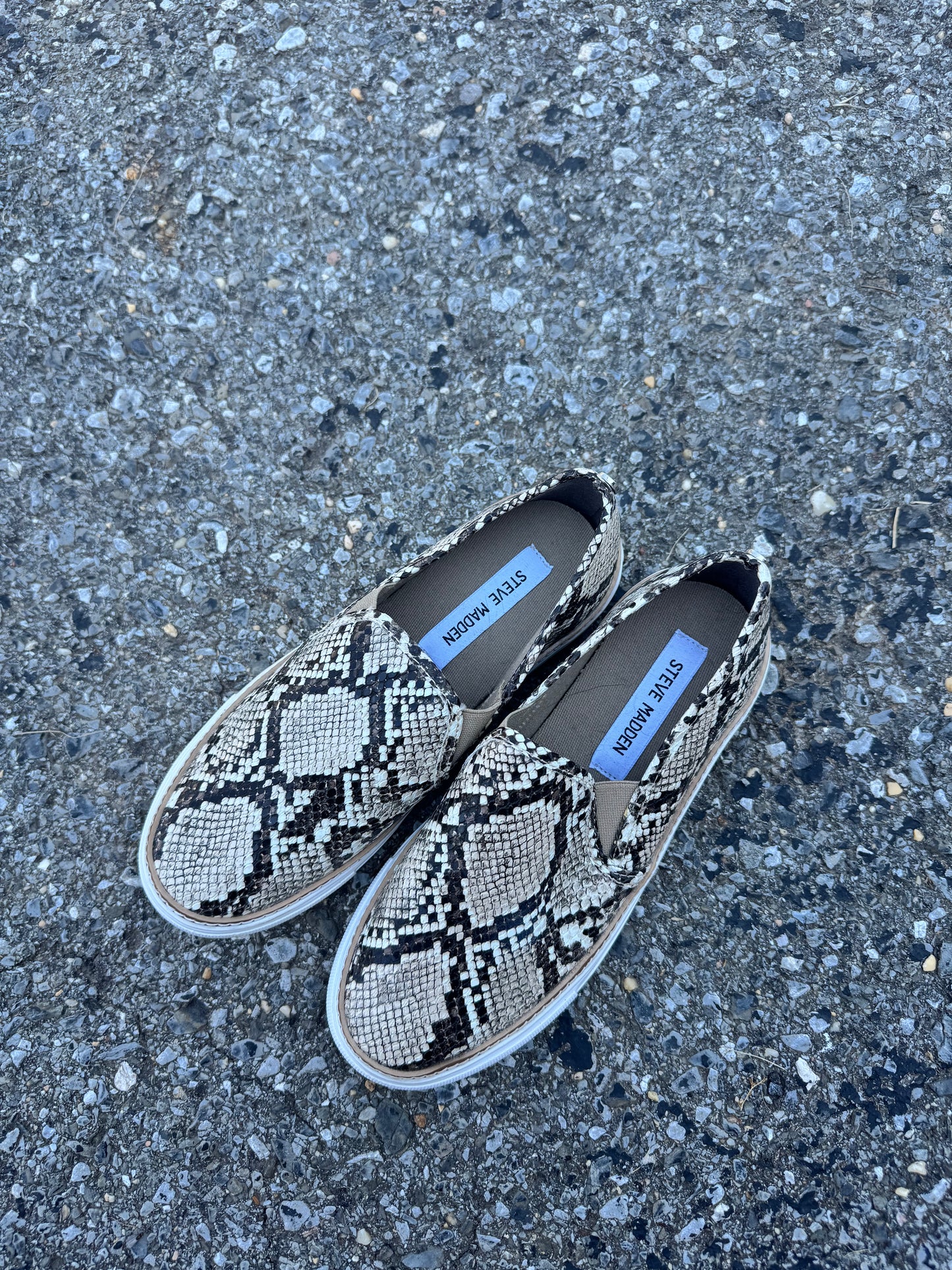 Steven madden slip ons