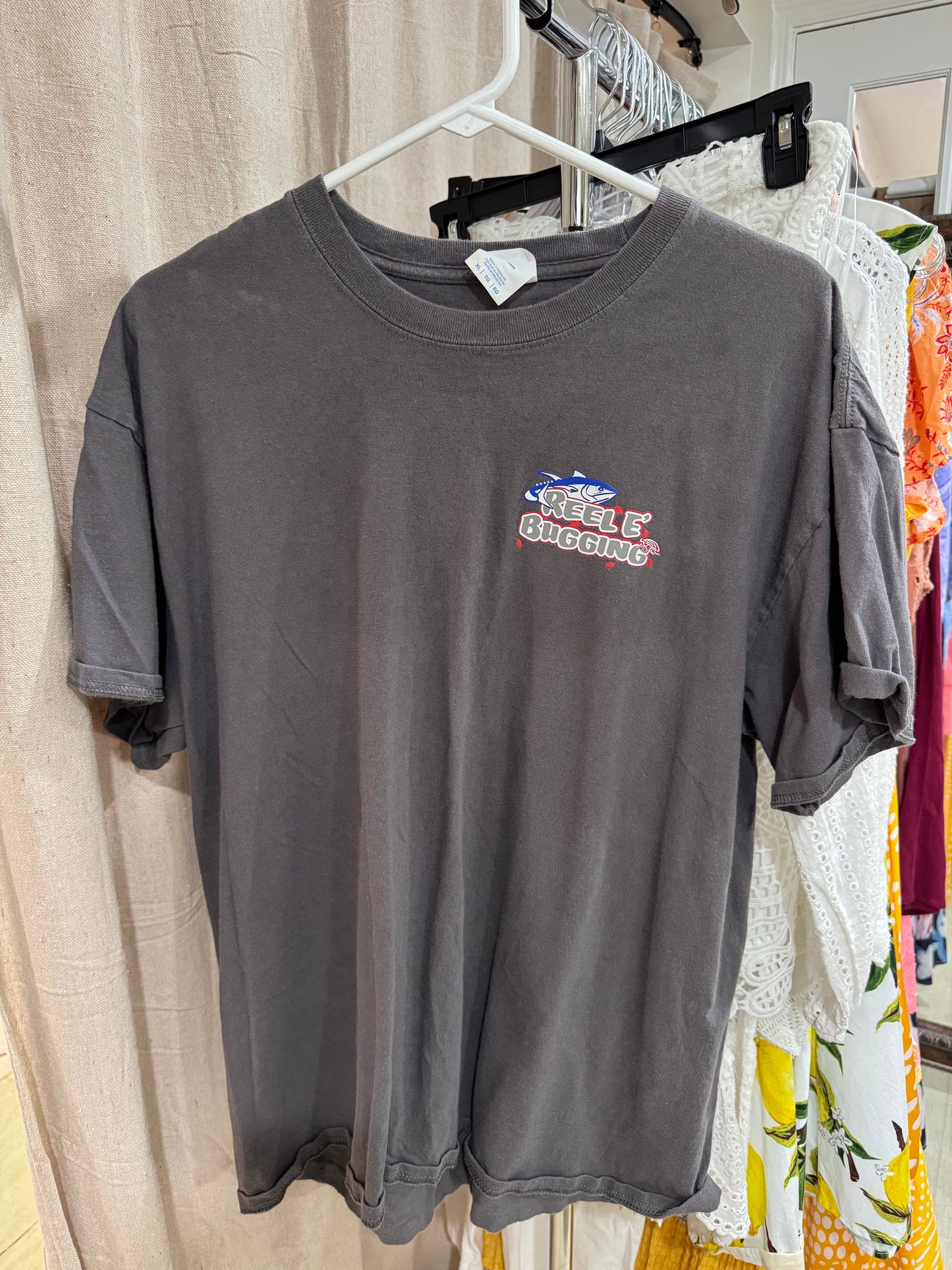 Reel n bugging tee