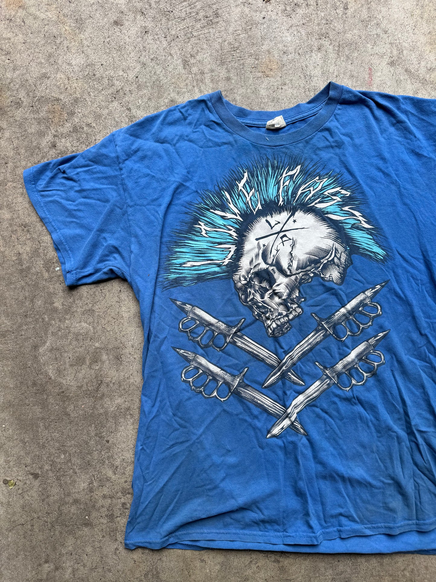 Skull tee