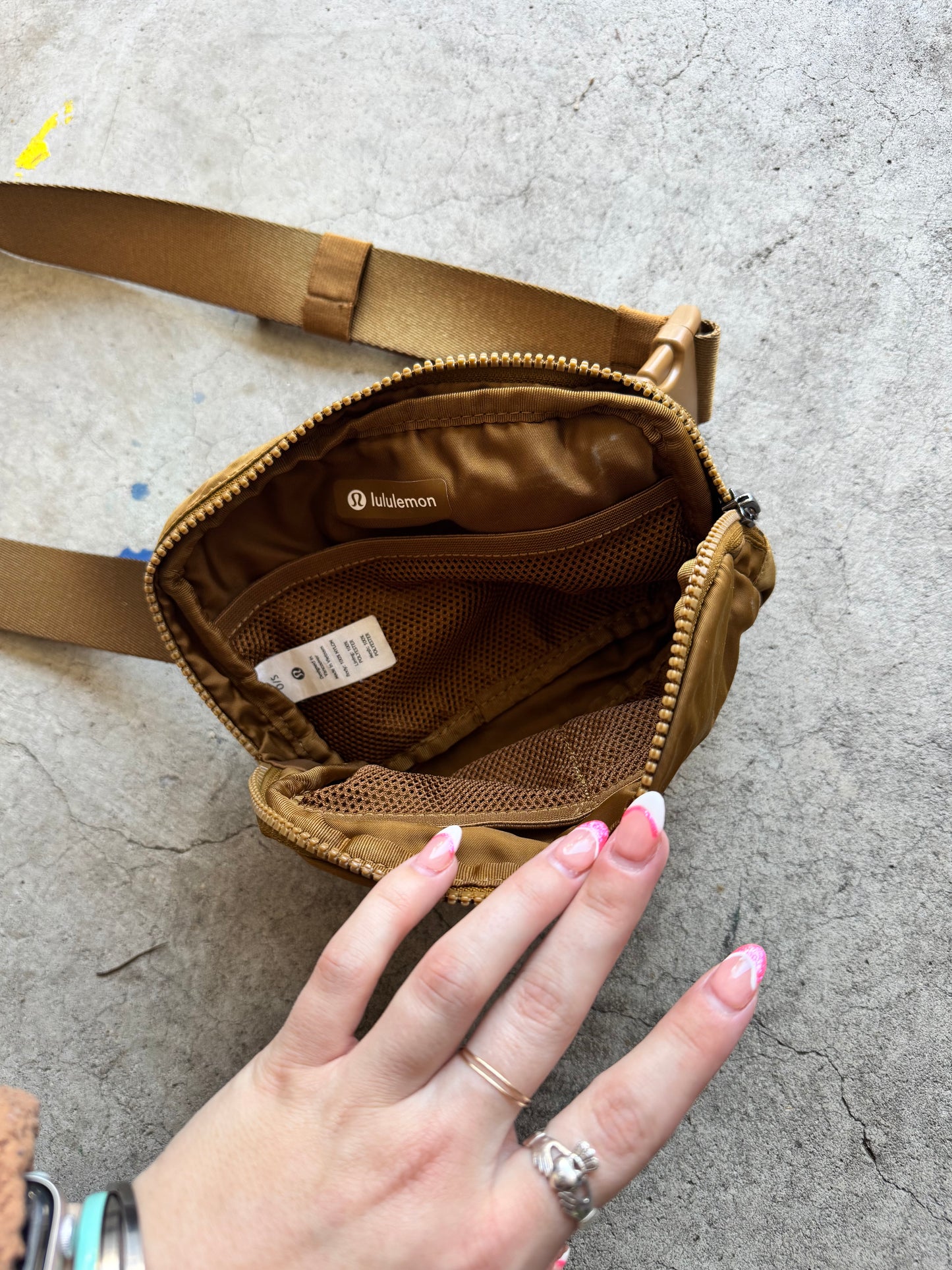 Lululemon Fanny
