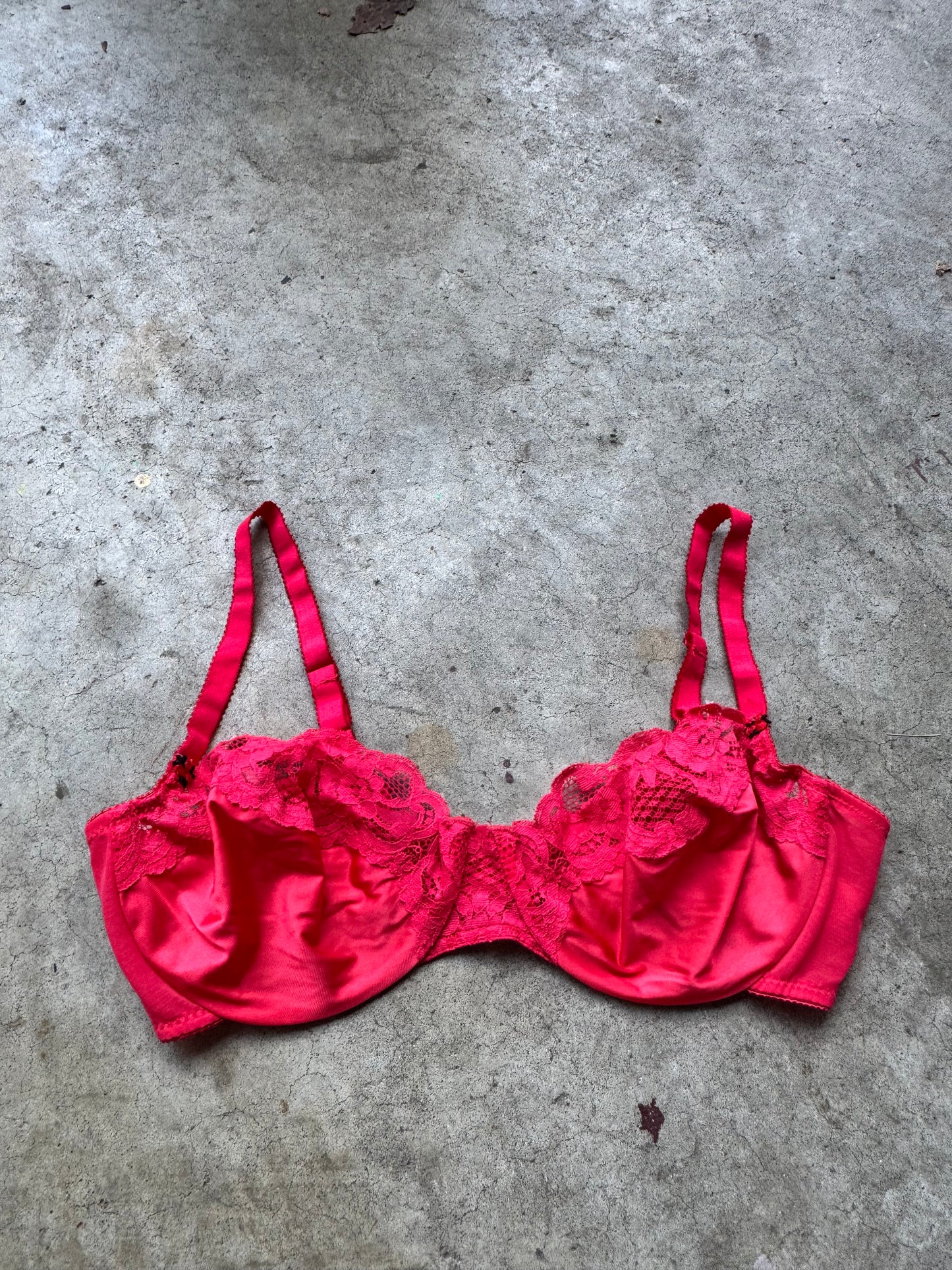 Red lace bra