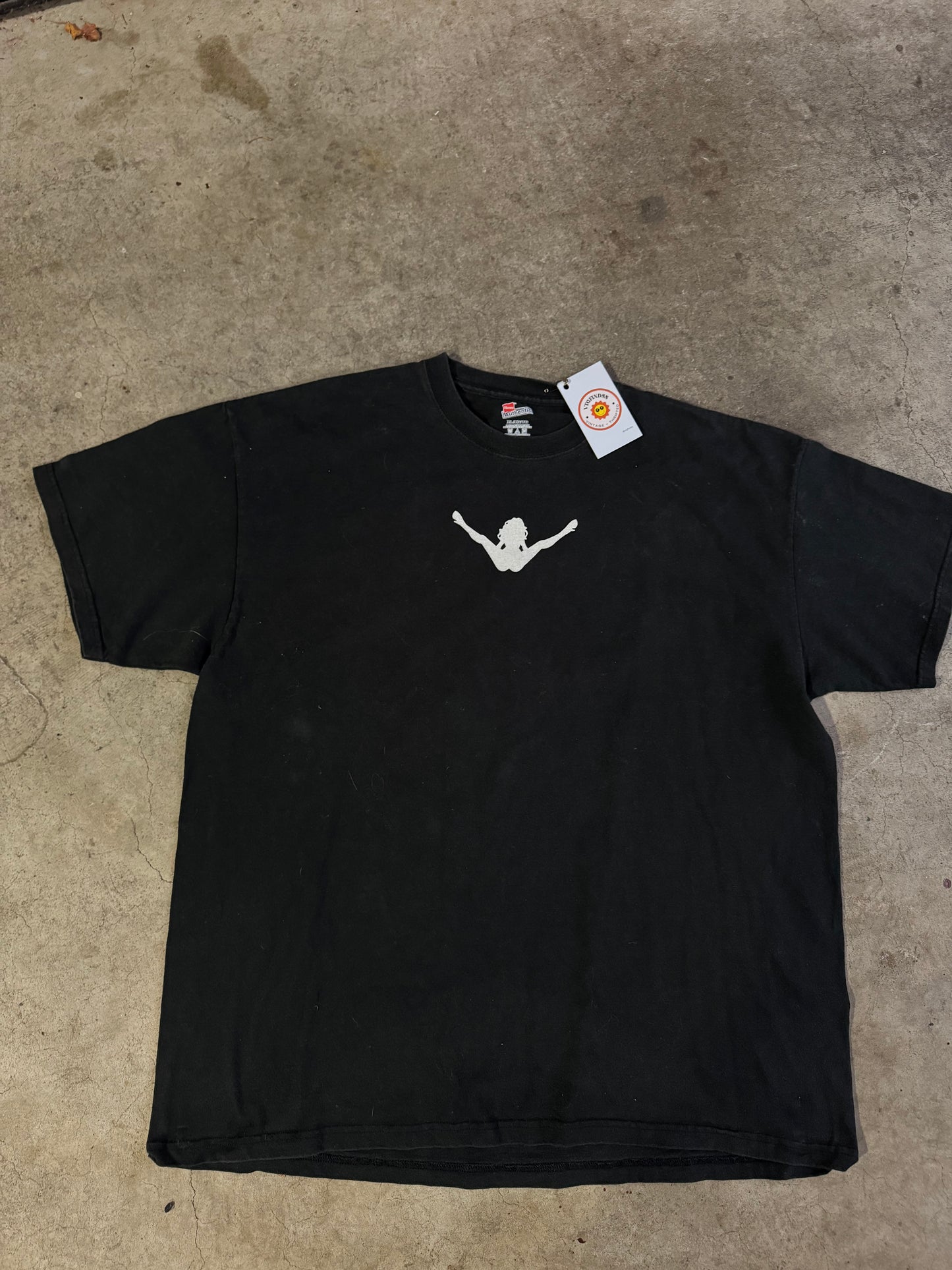 Wide open tee