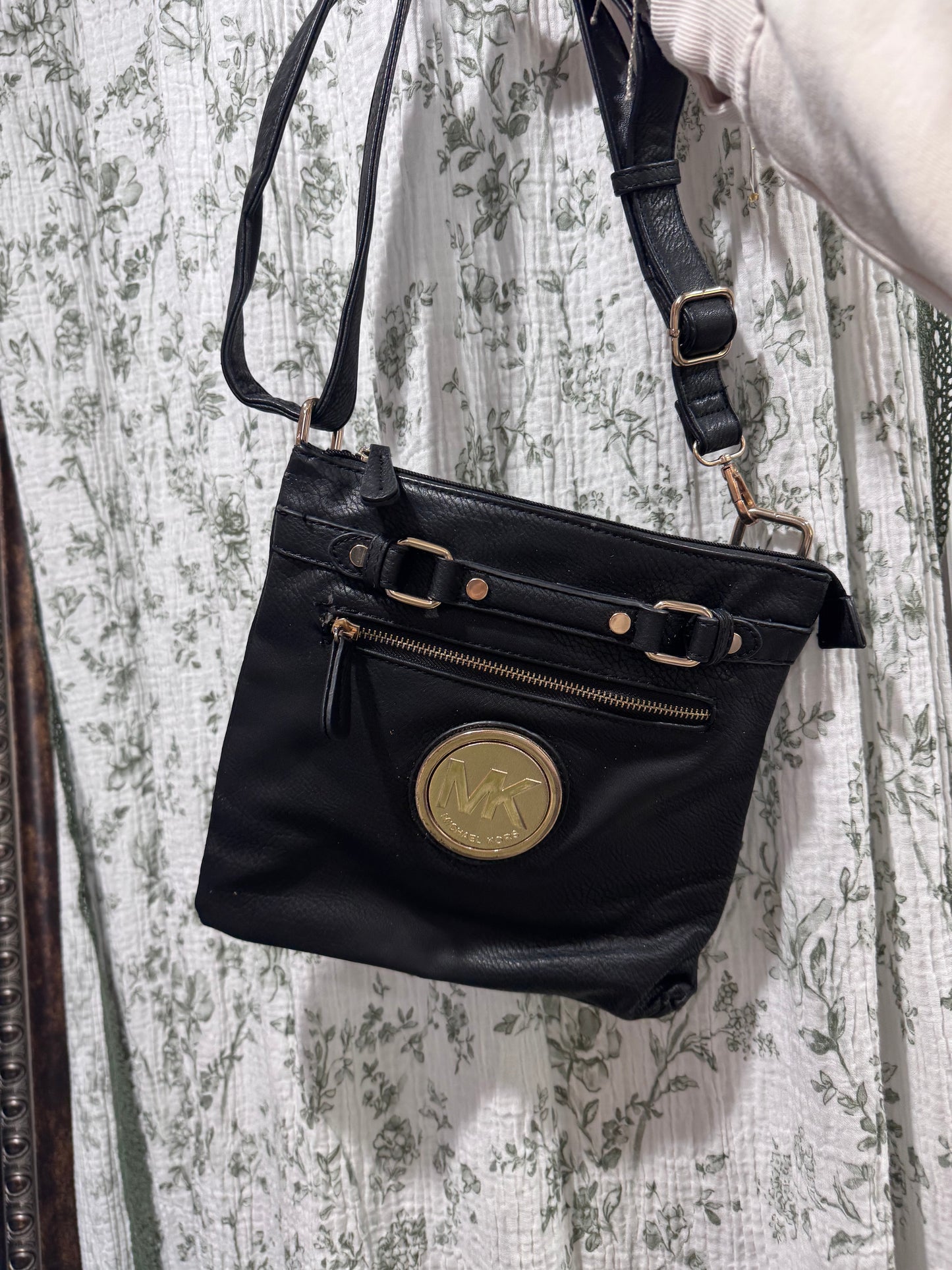 Michael Koors crossbody
