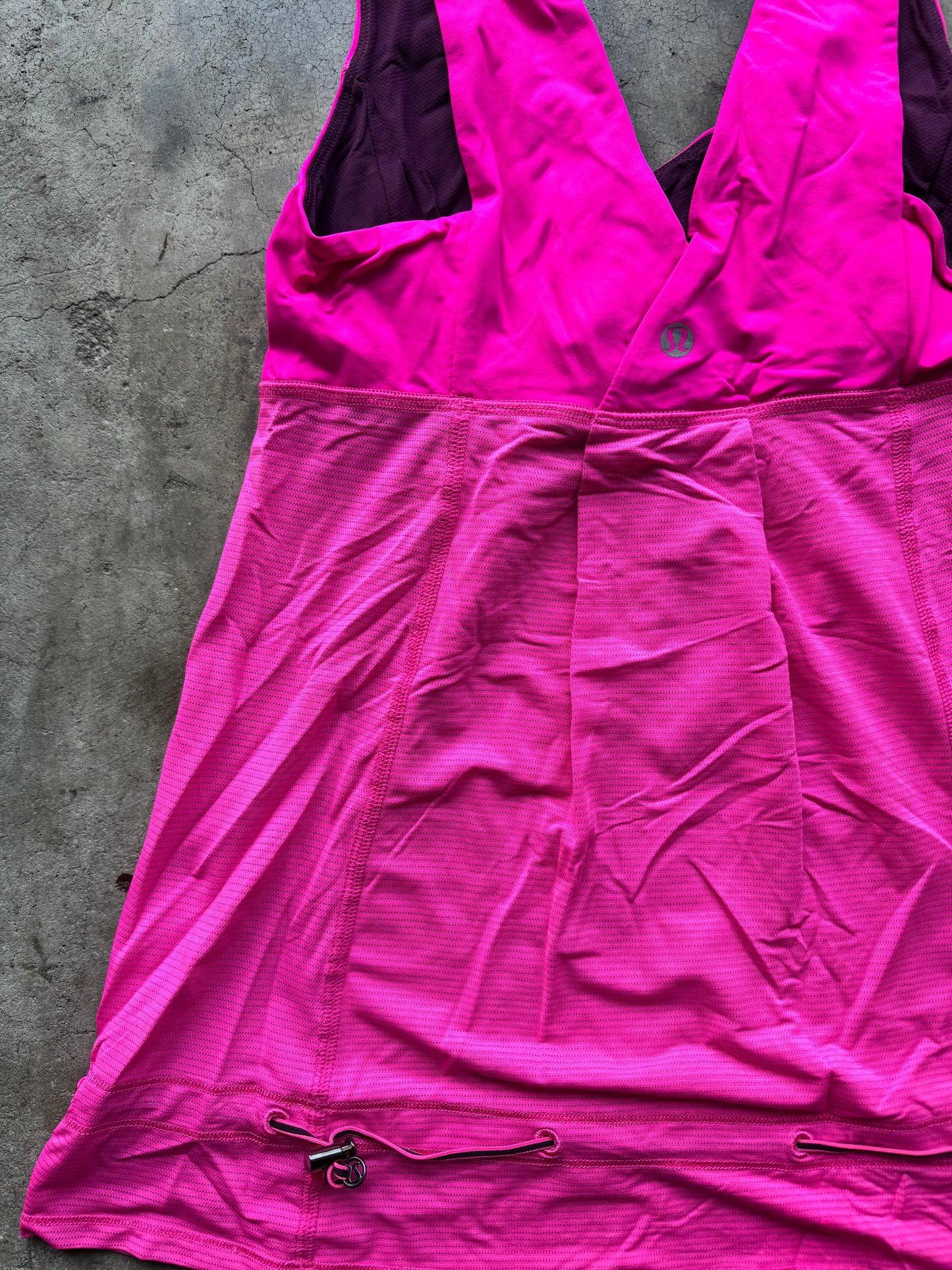 Lululemon tank