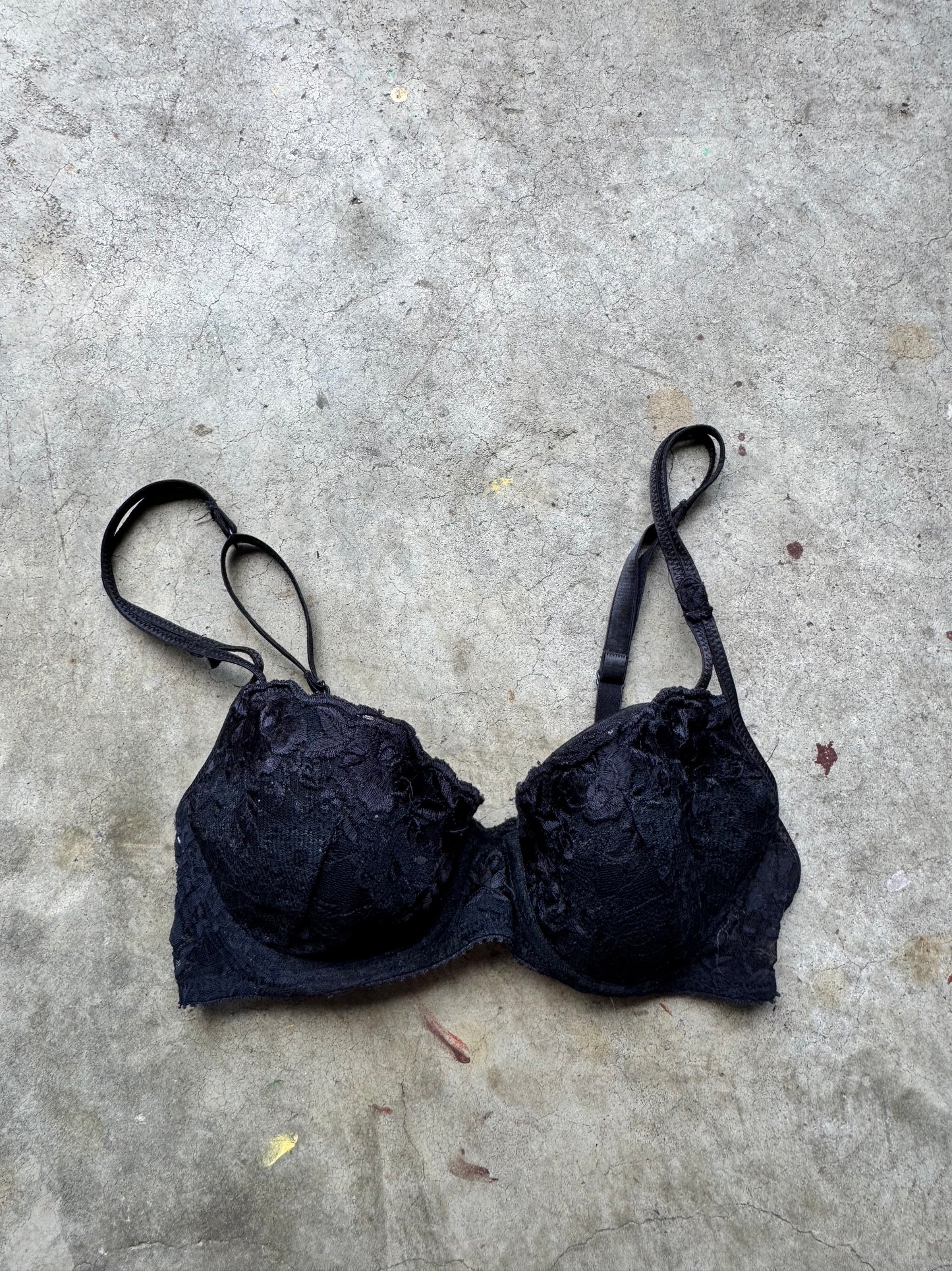 Black lace bra