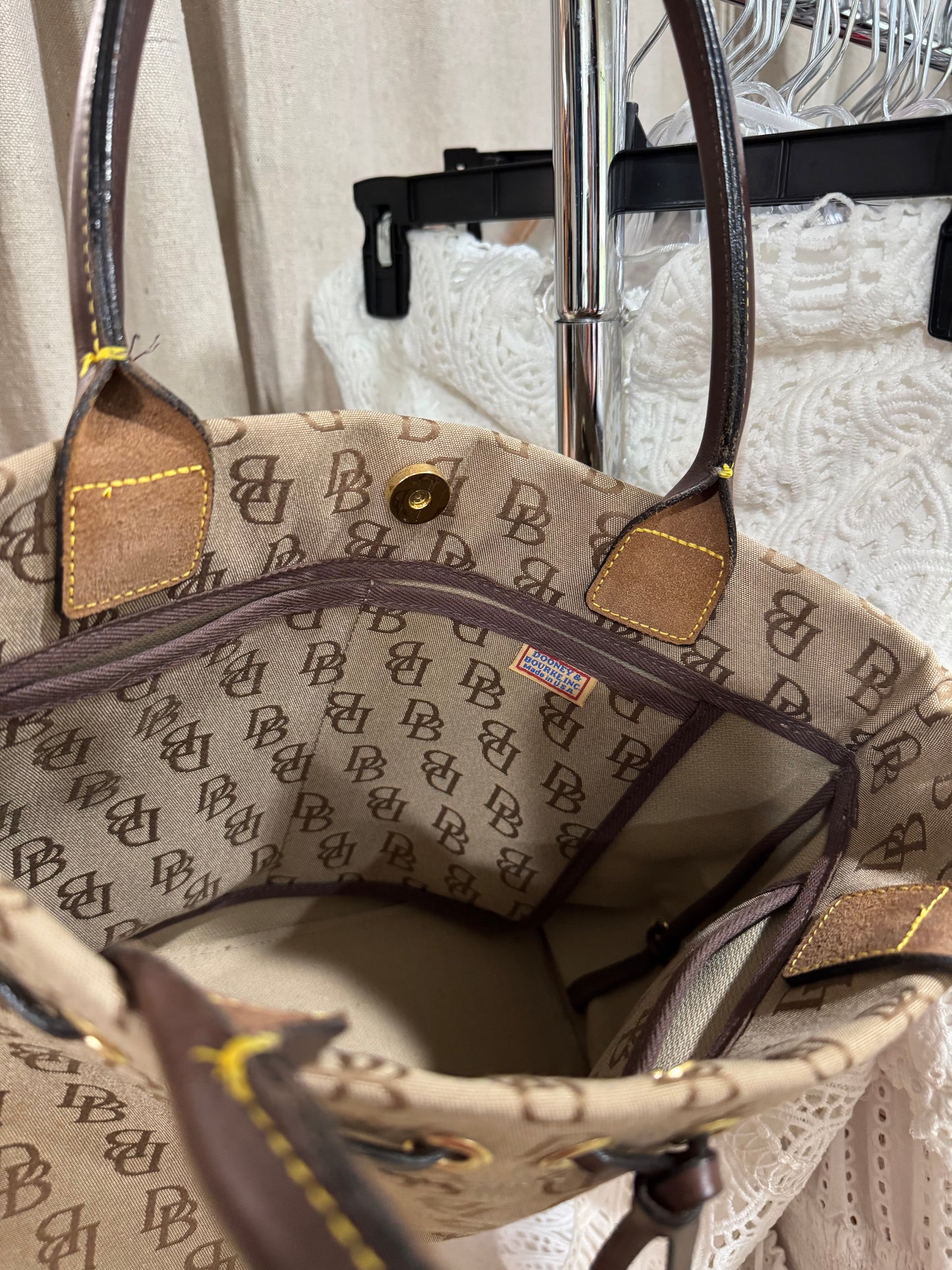 Dooney & Bourke purse