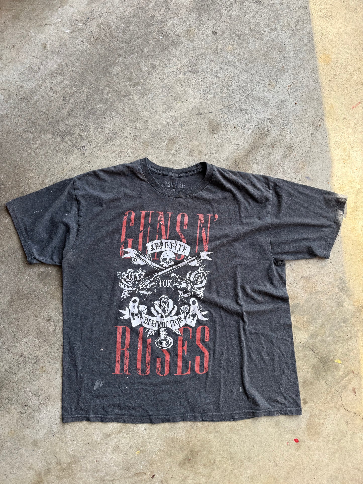 Guns and Roses tee
