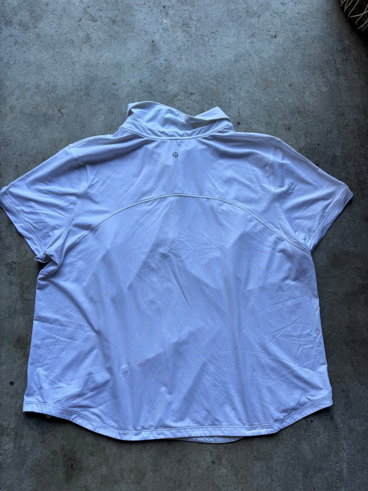 Lululemon tee