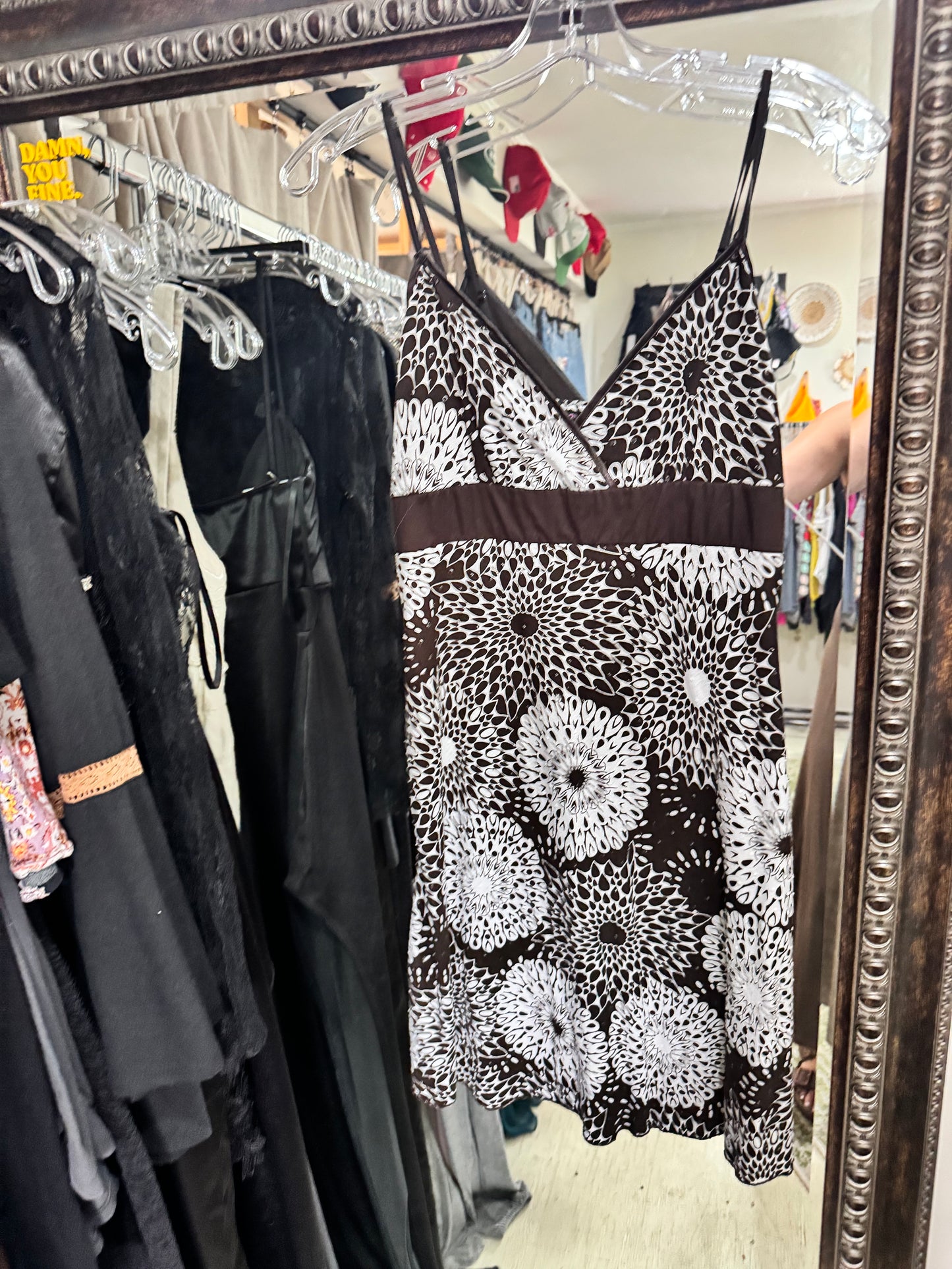 Vtg Brown dress