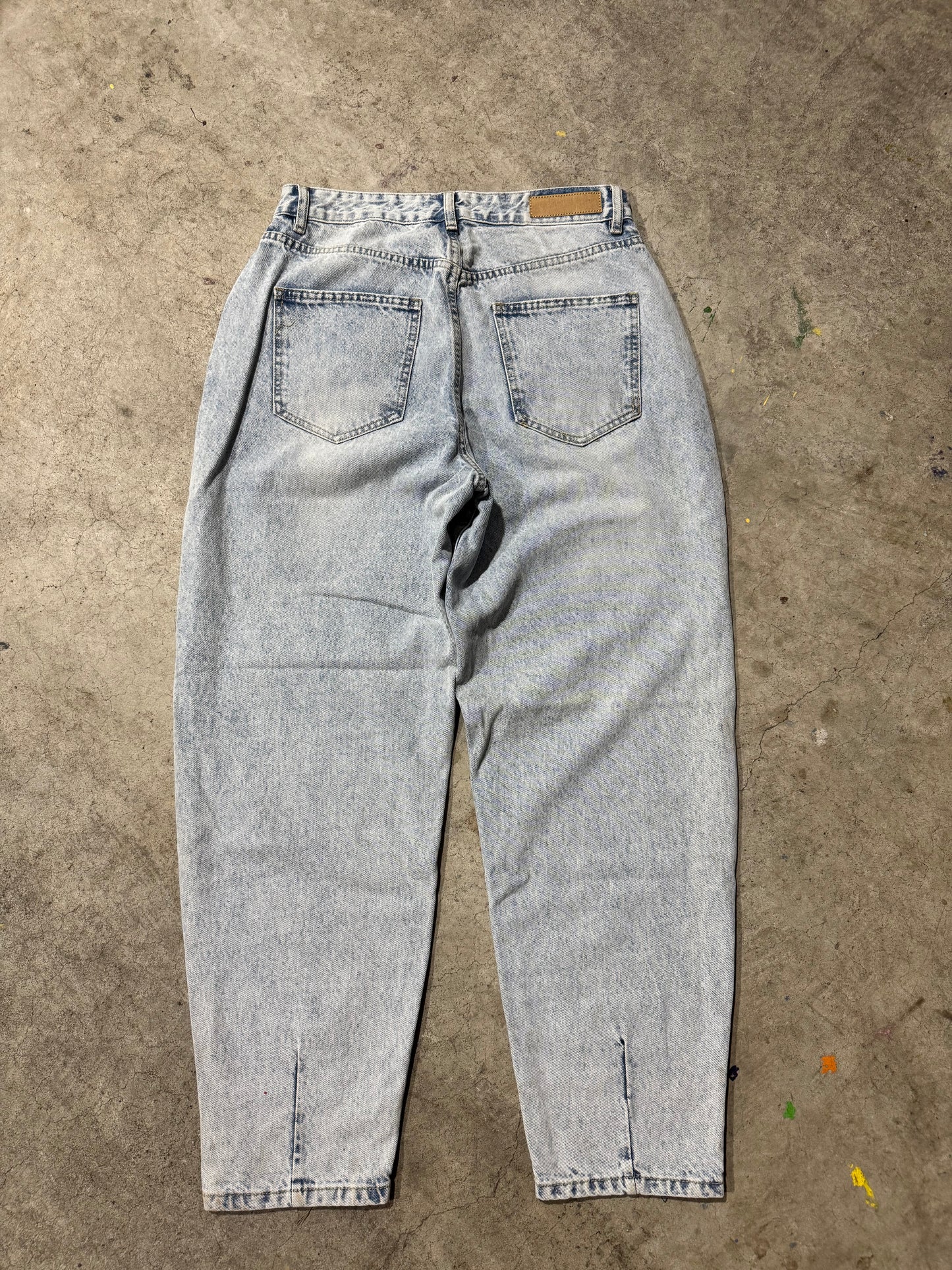 Barrel jeans