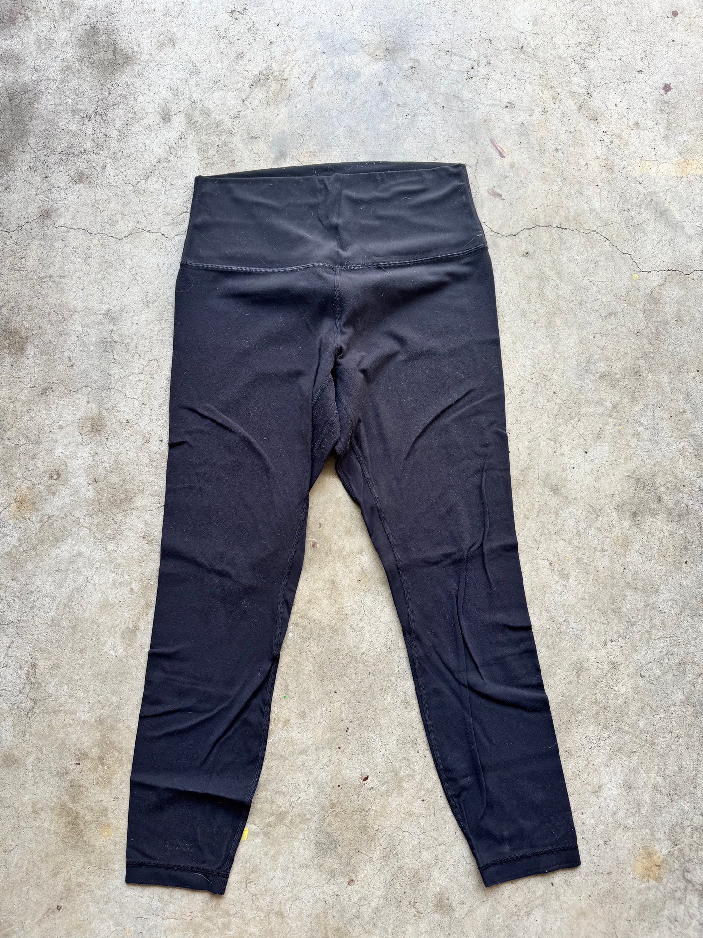 Black lululemon leggings