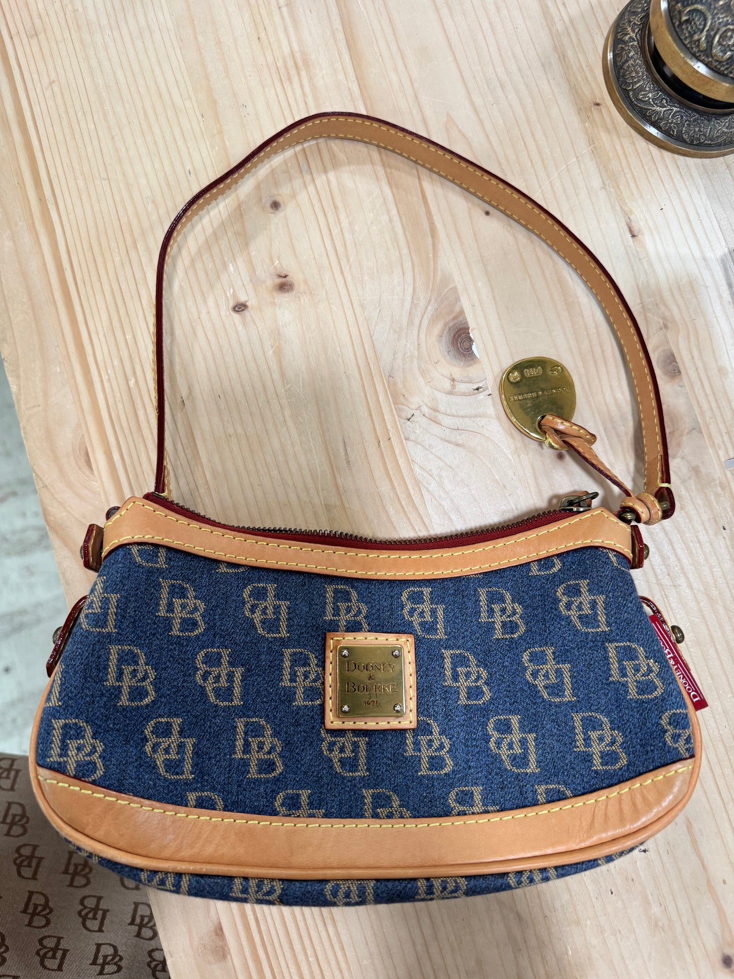 Dooney & Bourke 1975 Hand Purse