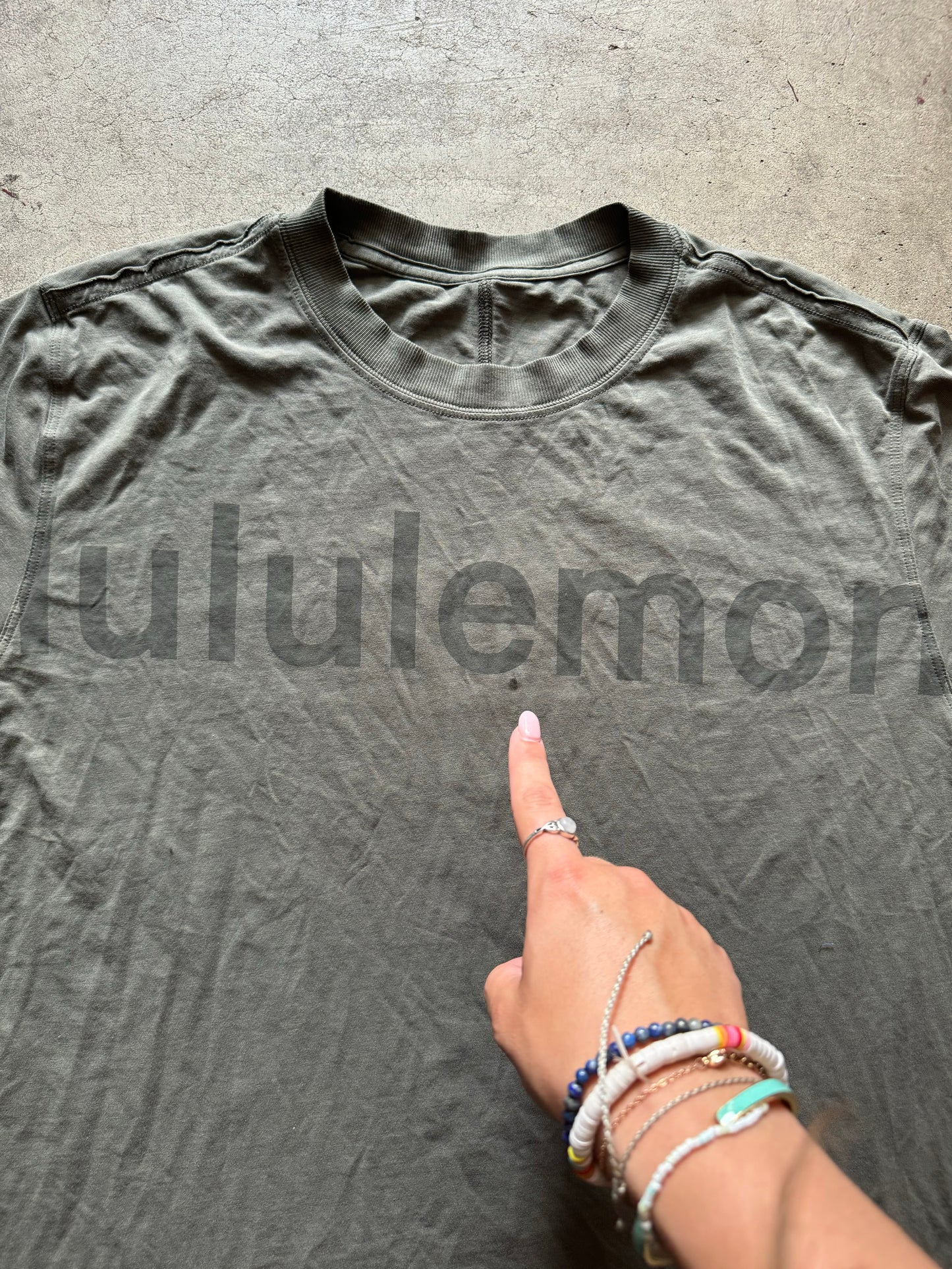 Lululemon Tee