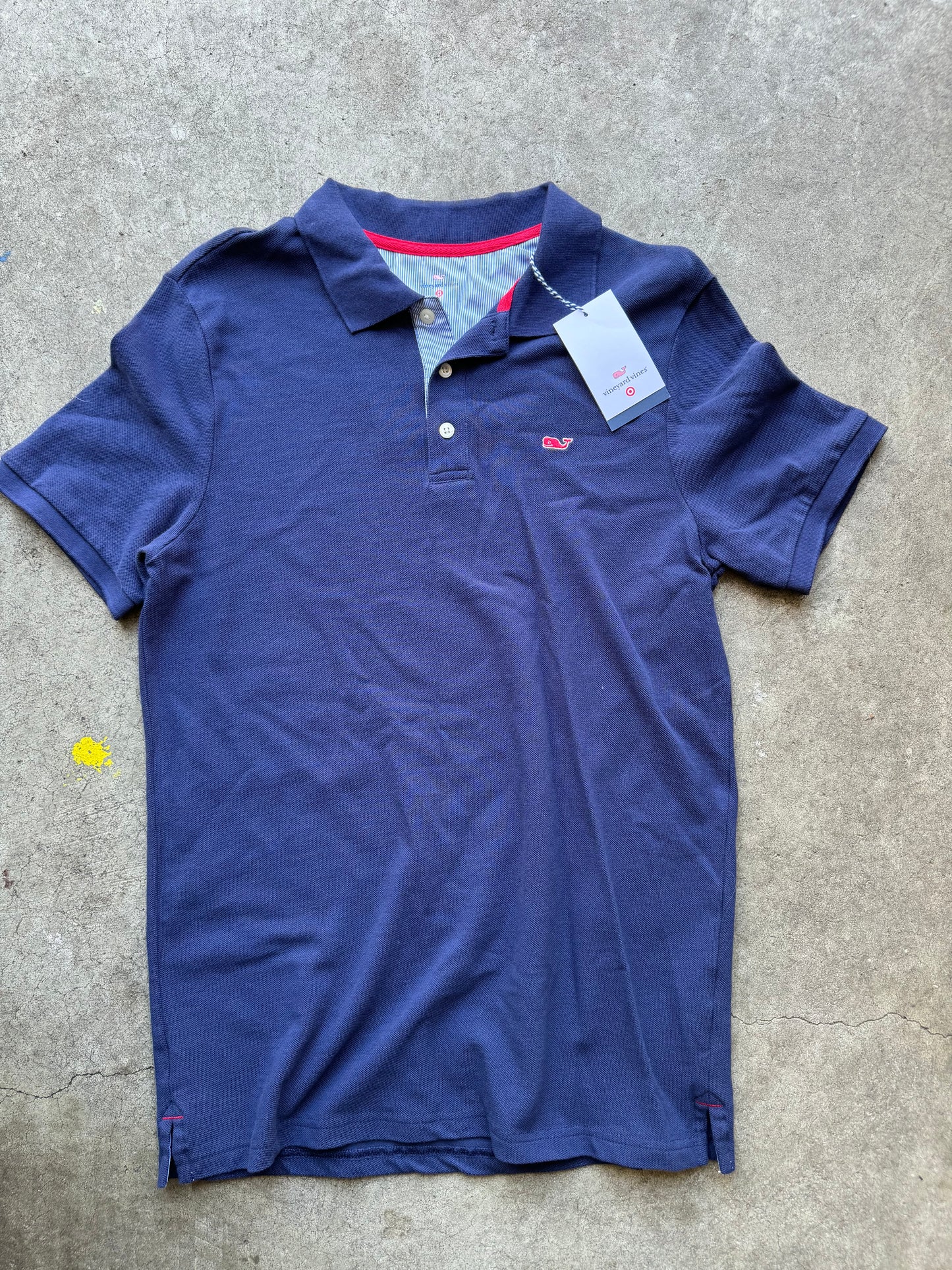 Vineyard Vines tee