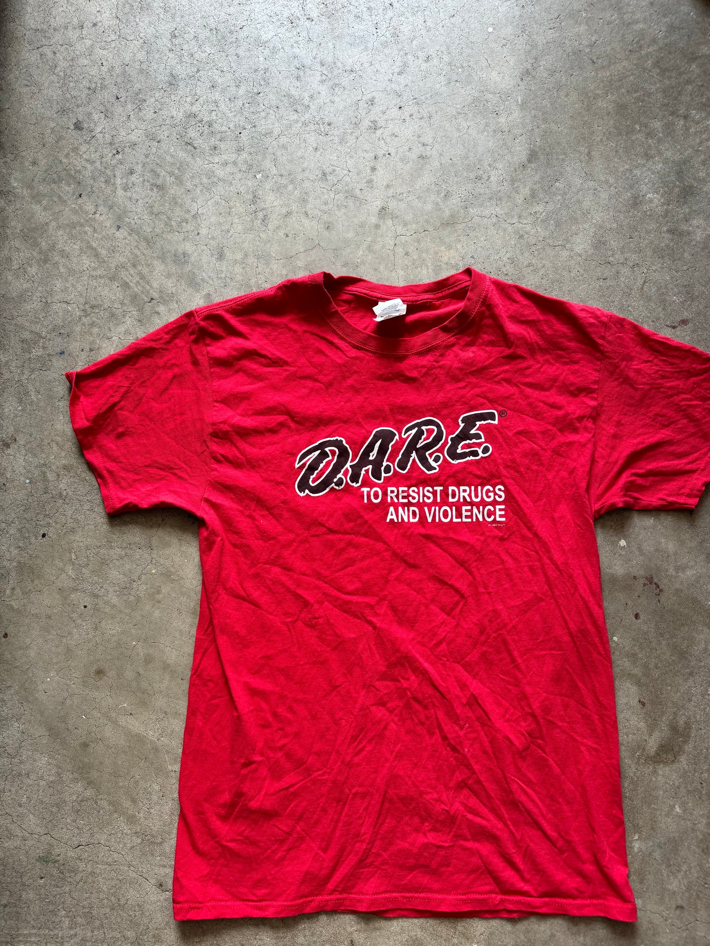 Vtg D.A.R.E. tee