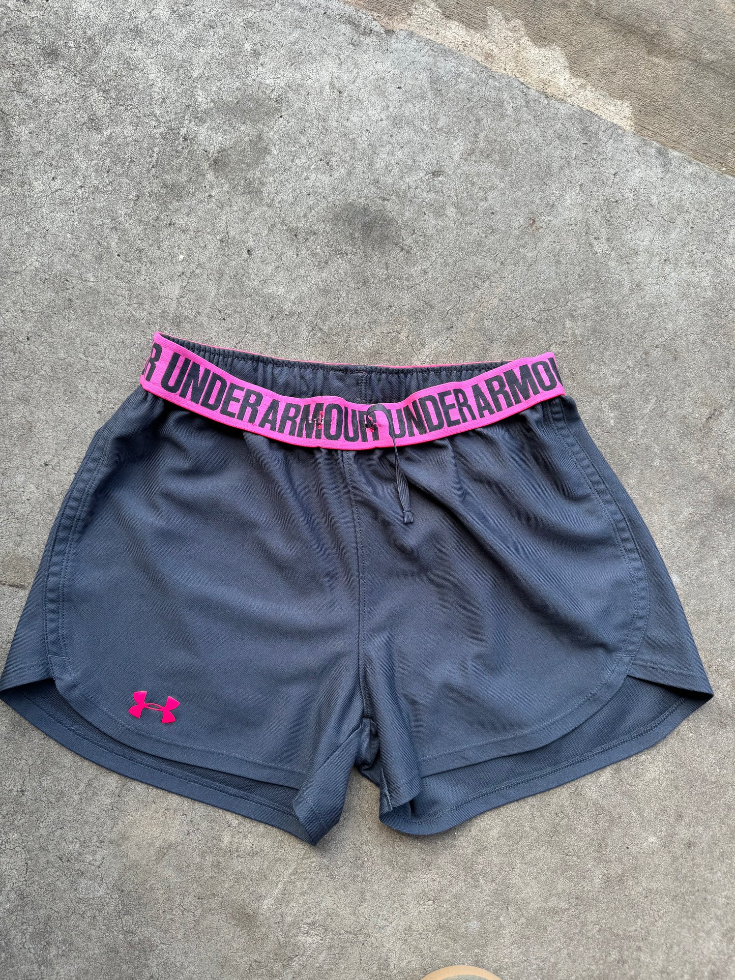 Underarmor shorts