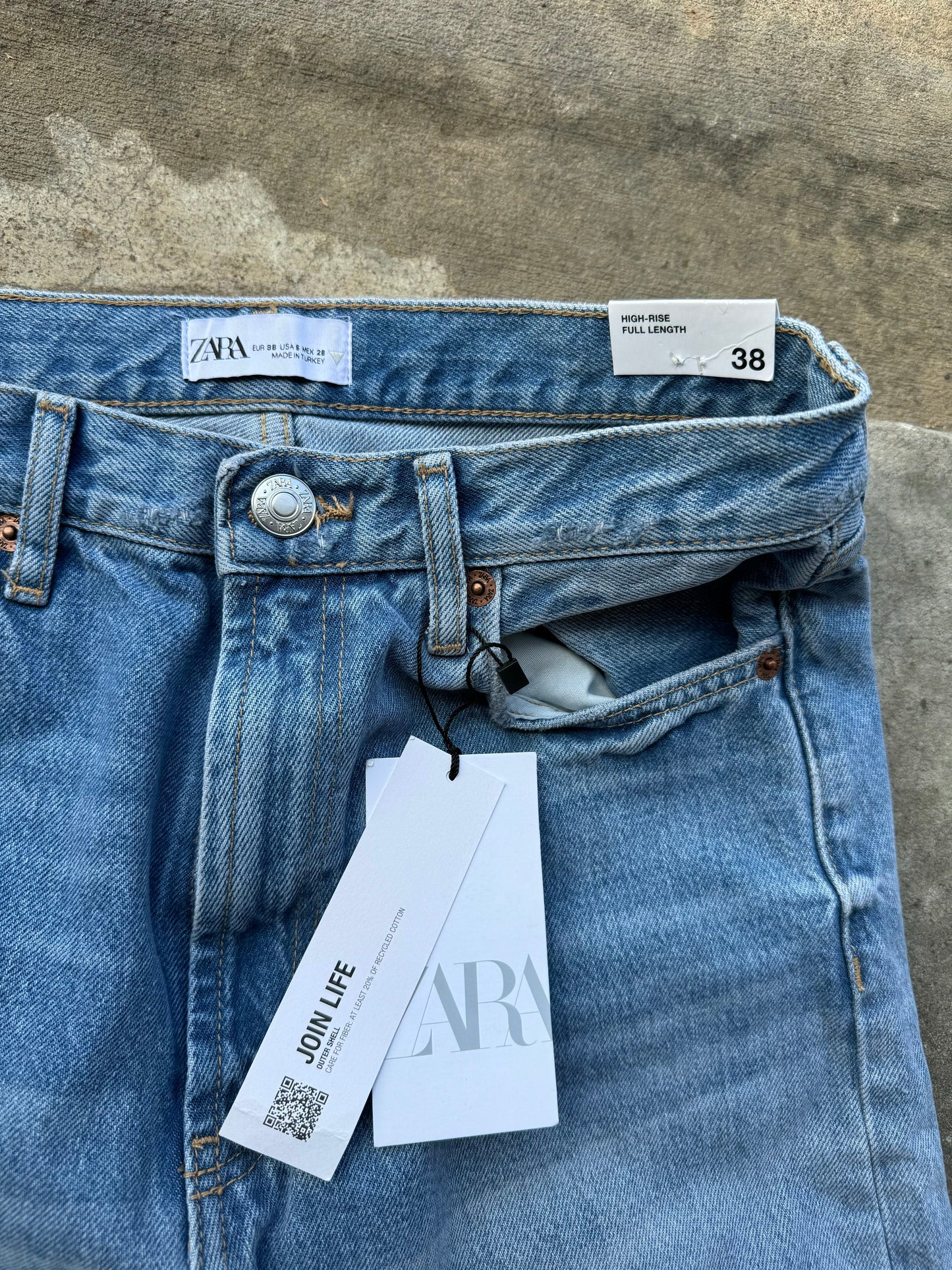 Zara jeans