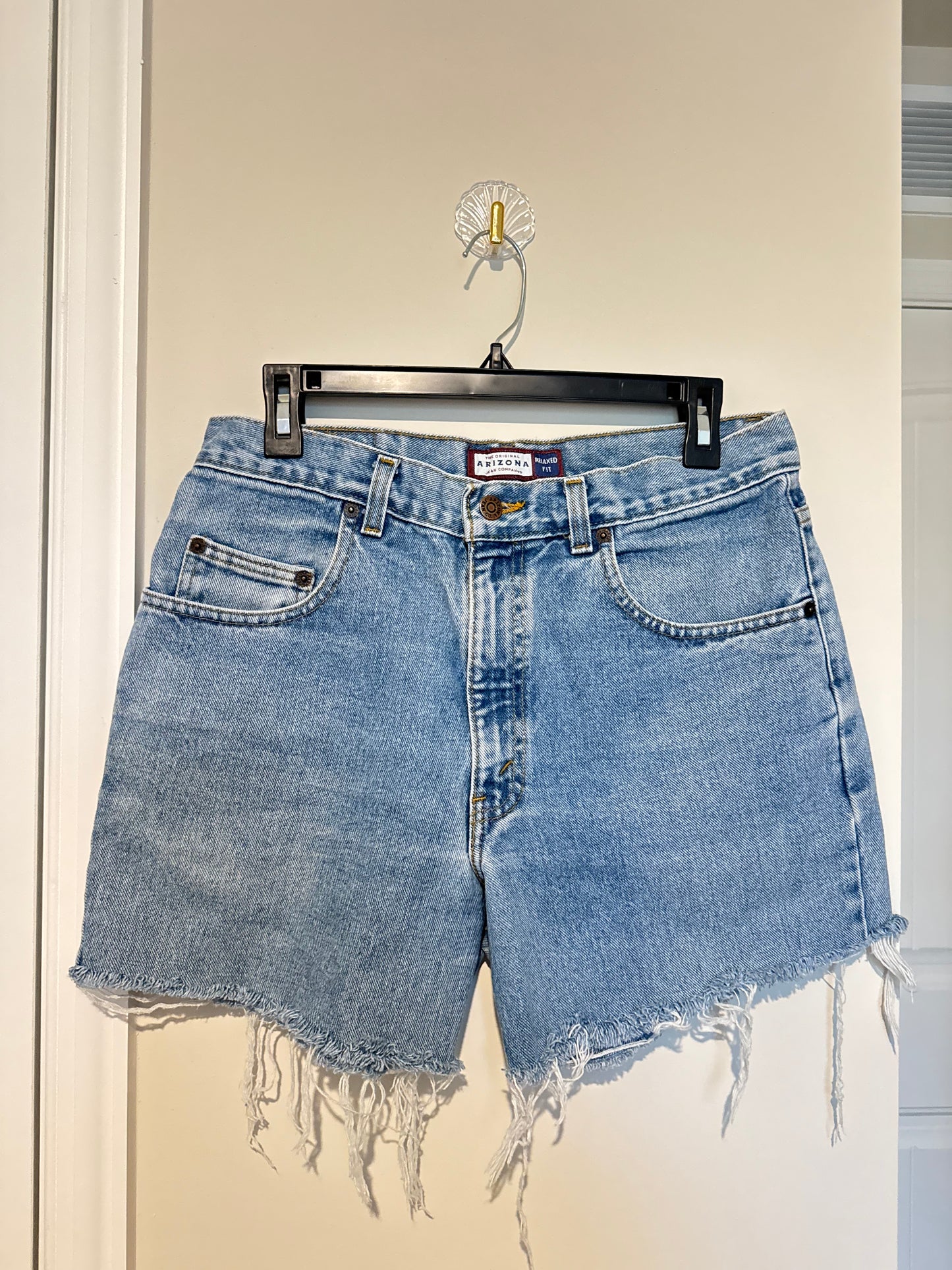 Arizona Shorts sz 27