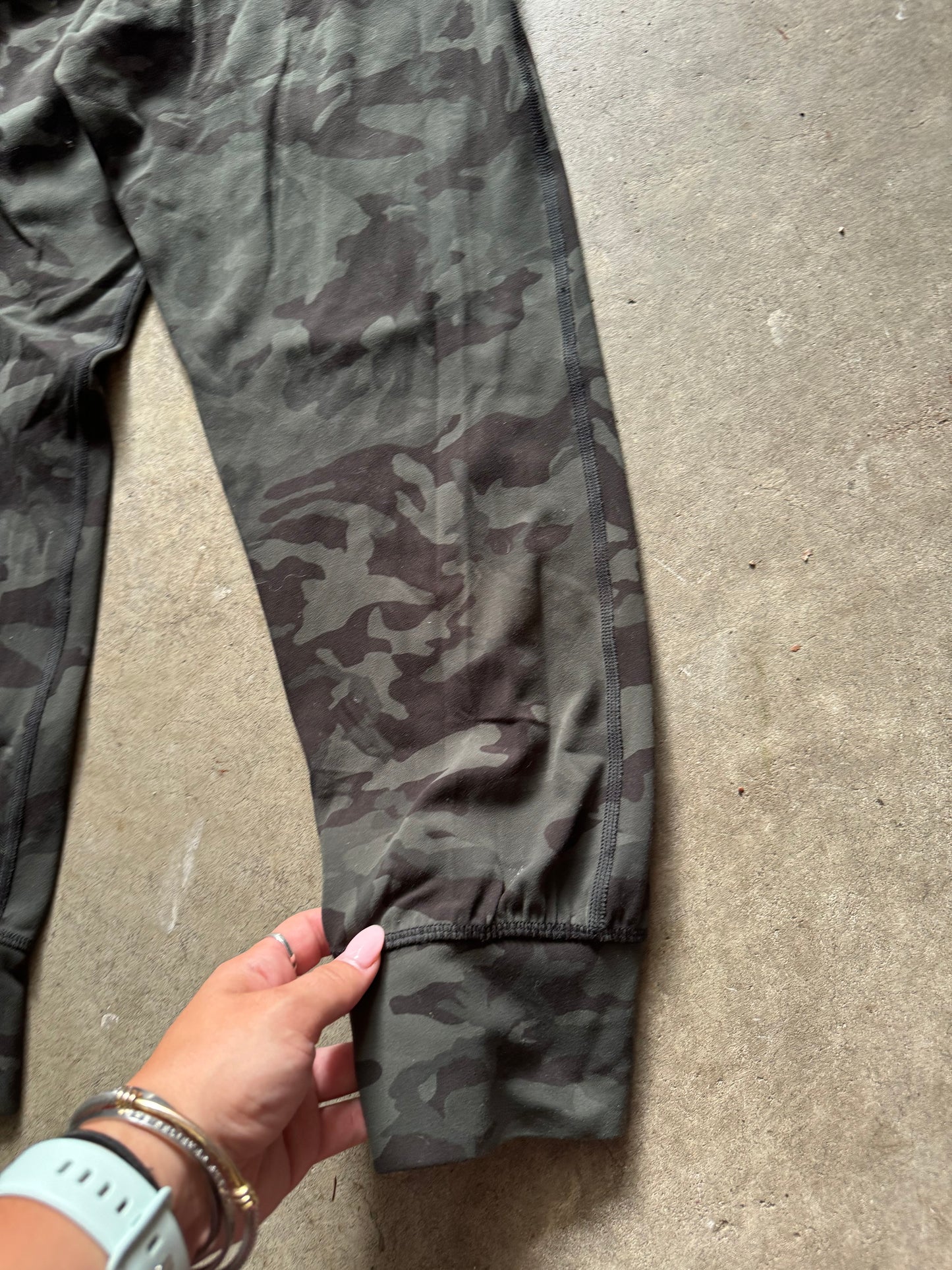 Lululemon Camo joggers