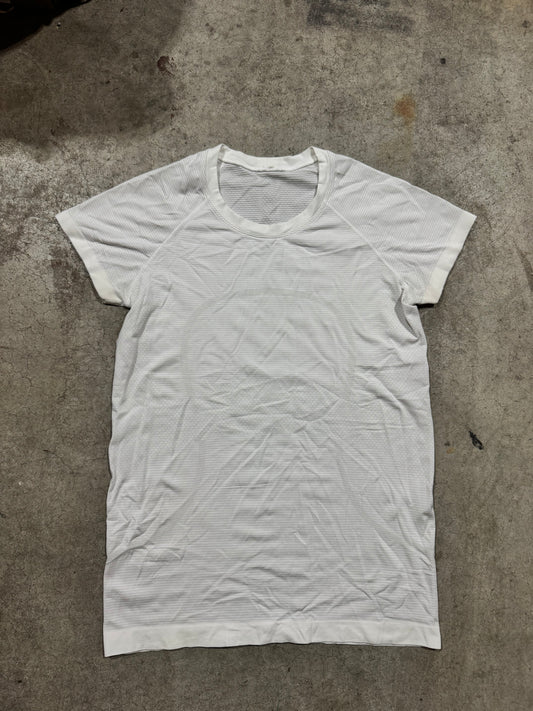 Lululemon workout tee
