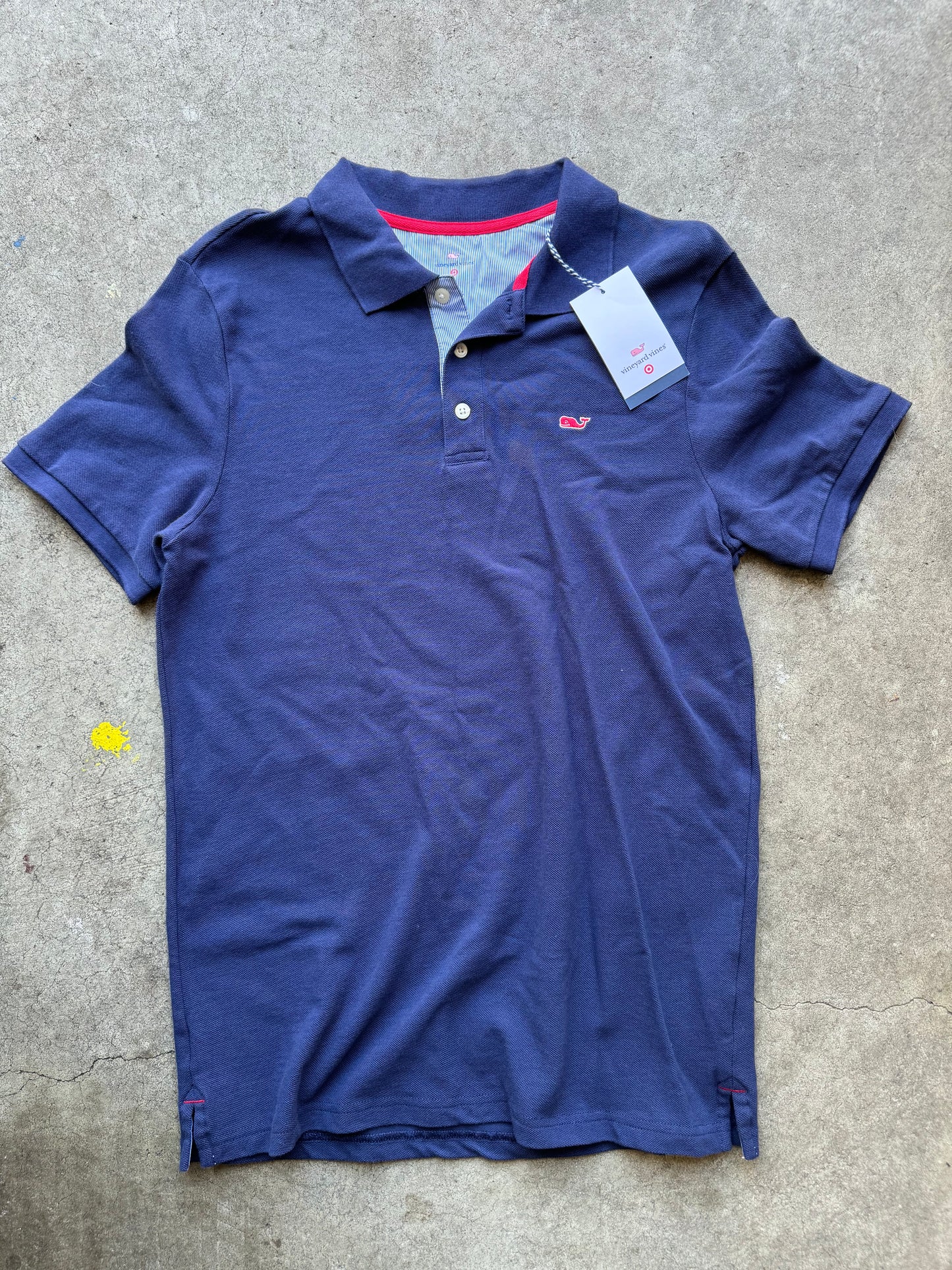 Vineyard Vines tee