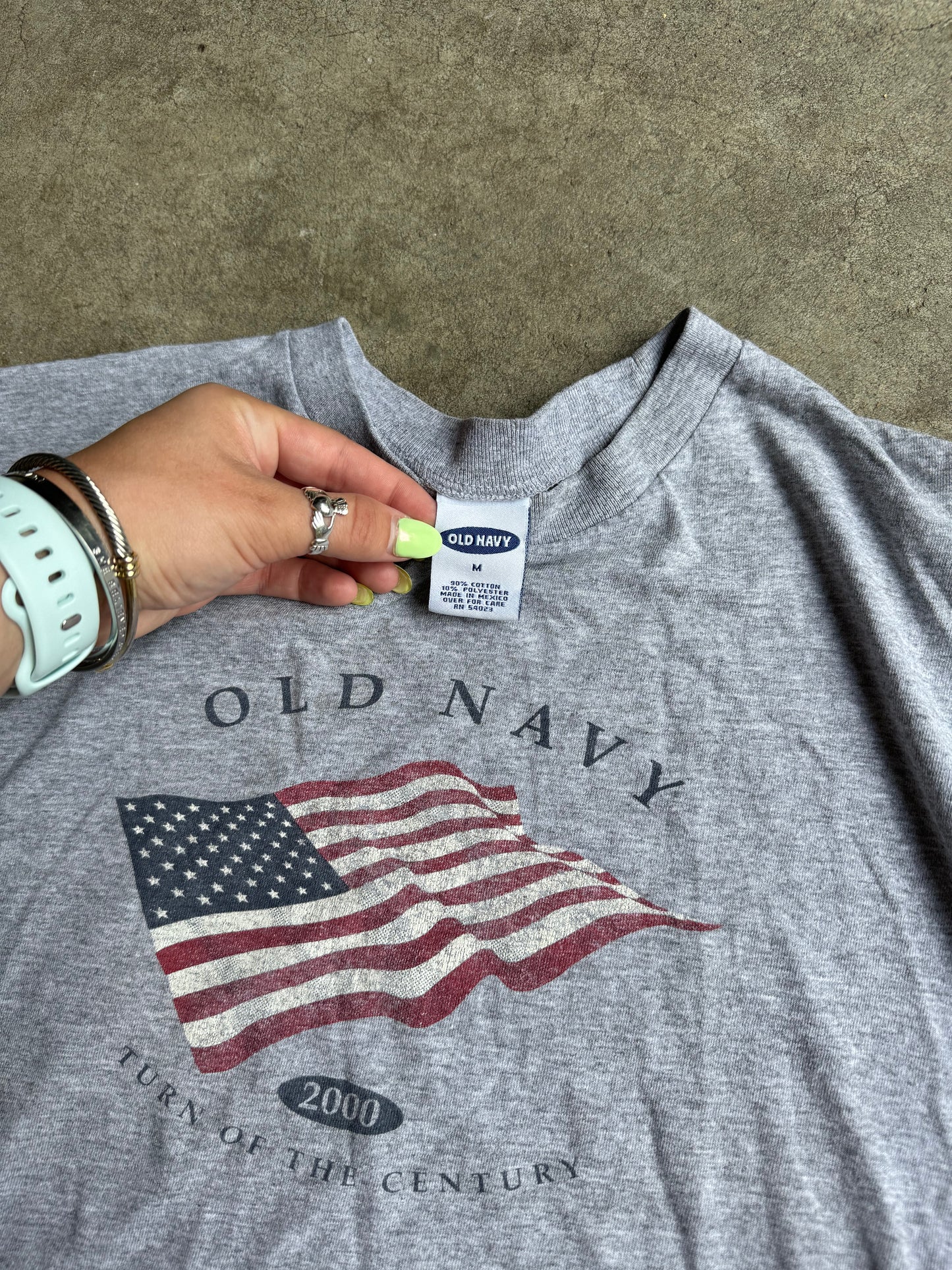 Vtg old navy tee