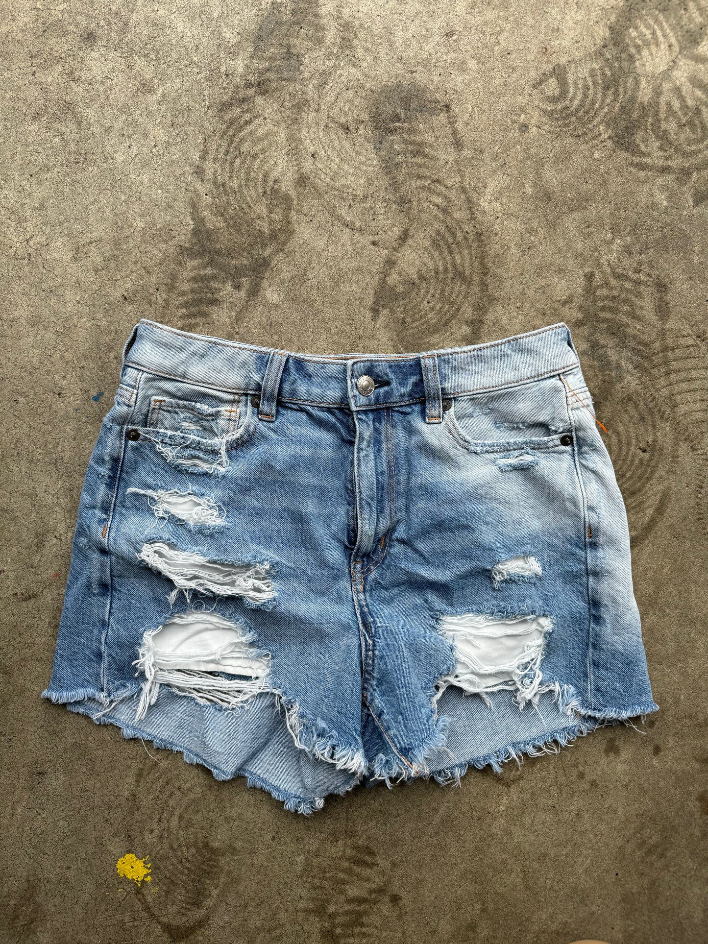 AE mom shorts