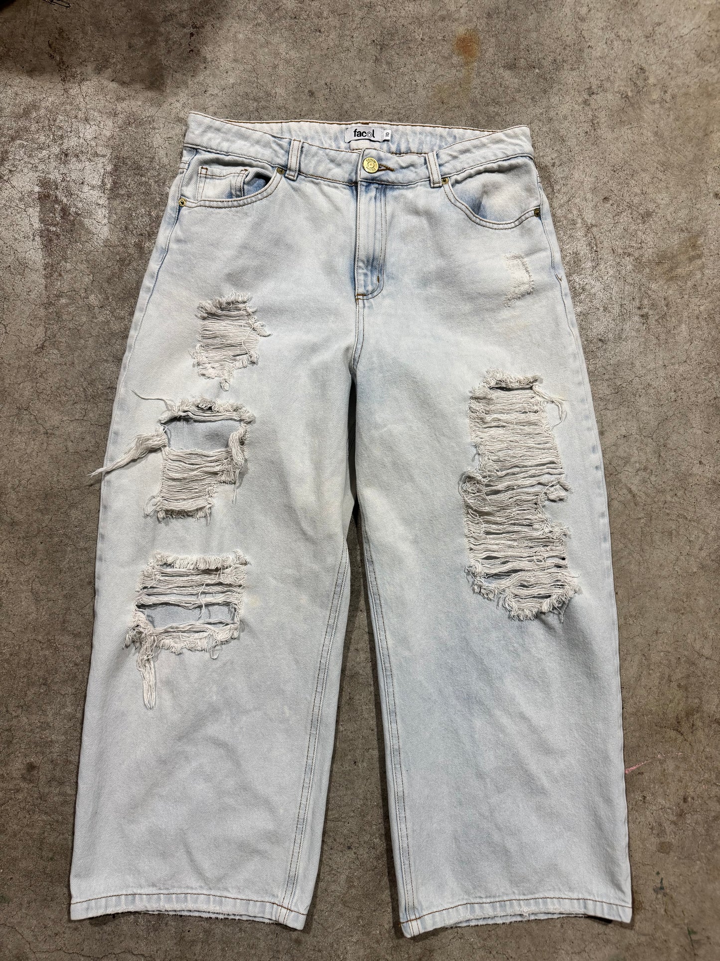 Ripped Jeans