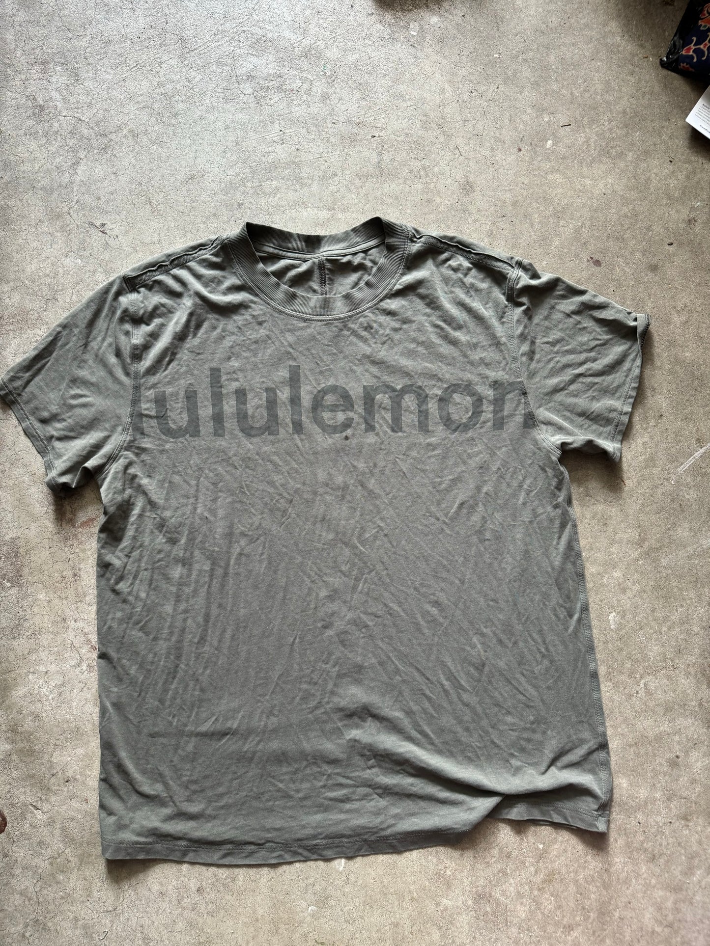 Lululemon Tee