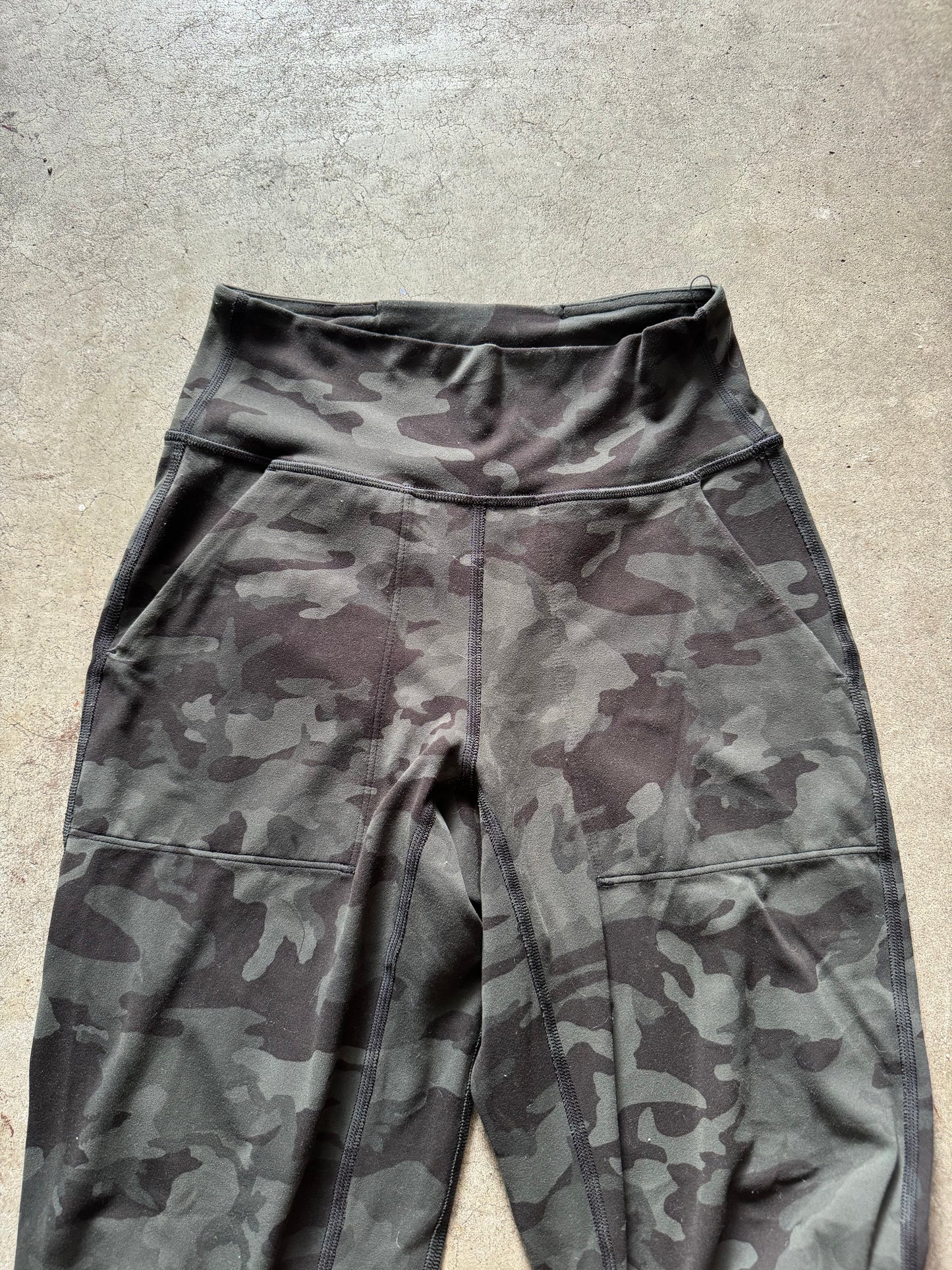 Lululemon Camo joggers