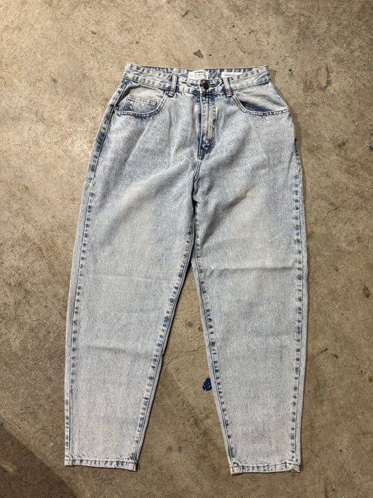 Barrel jeans