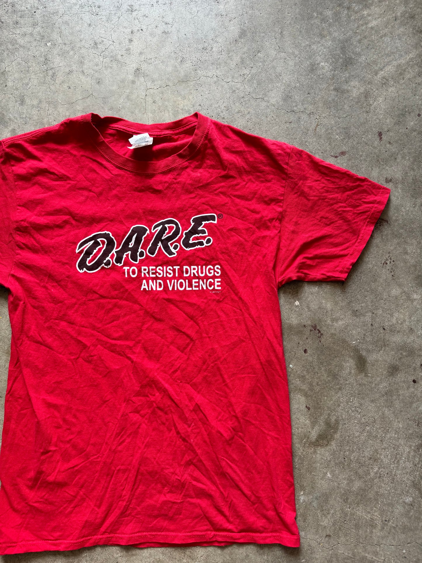 Vtg D.A.R.E. tee