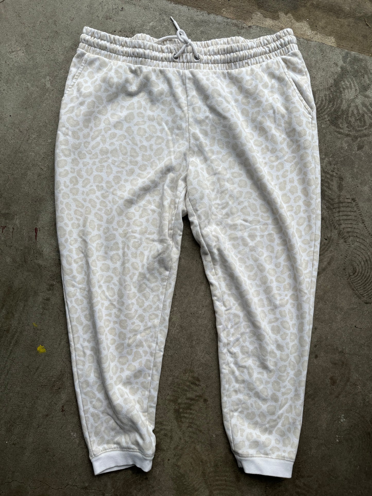 old navy lounge pants