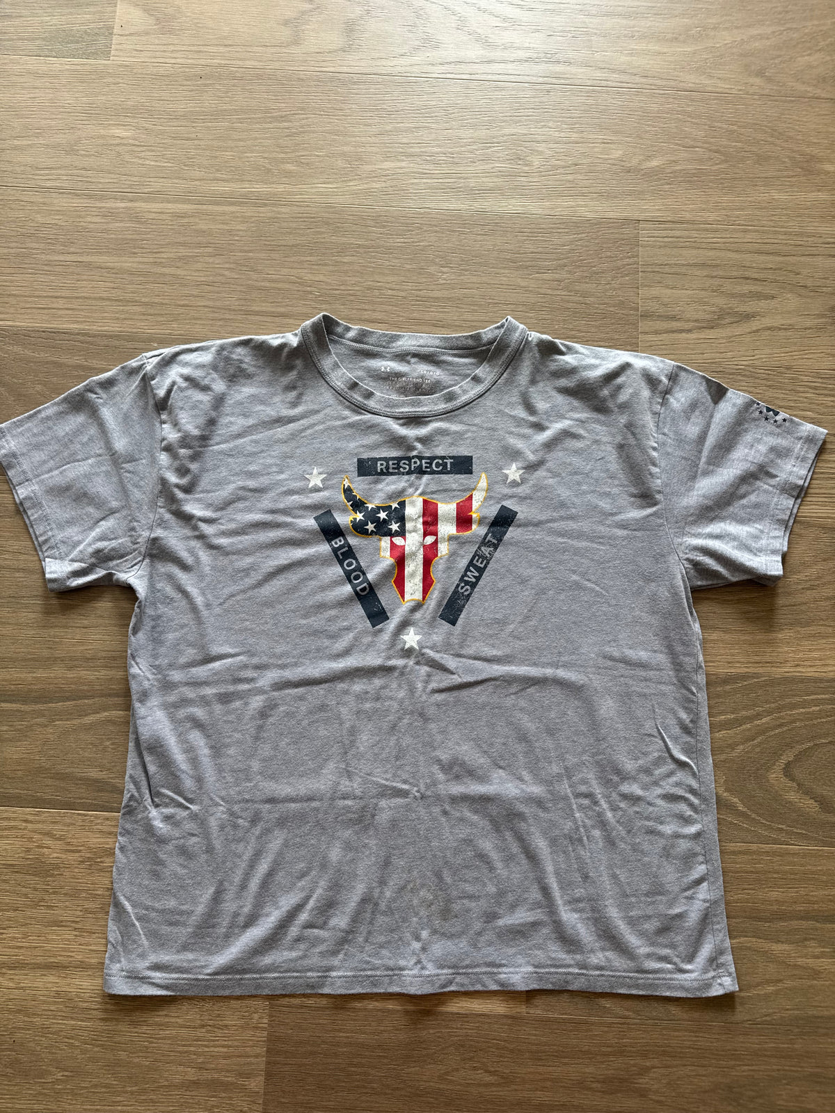 Usa tee sz large